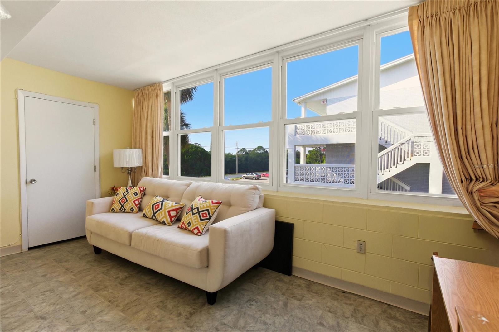 7770 DR MARTIN LUTHER KING JR ST N #201