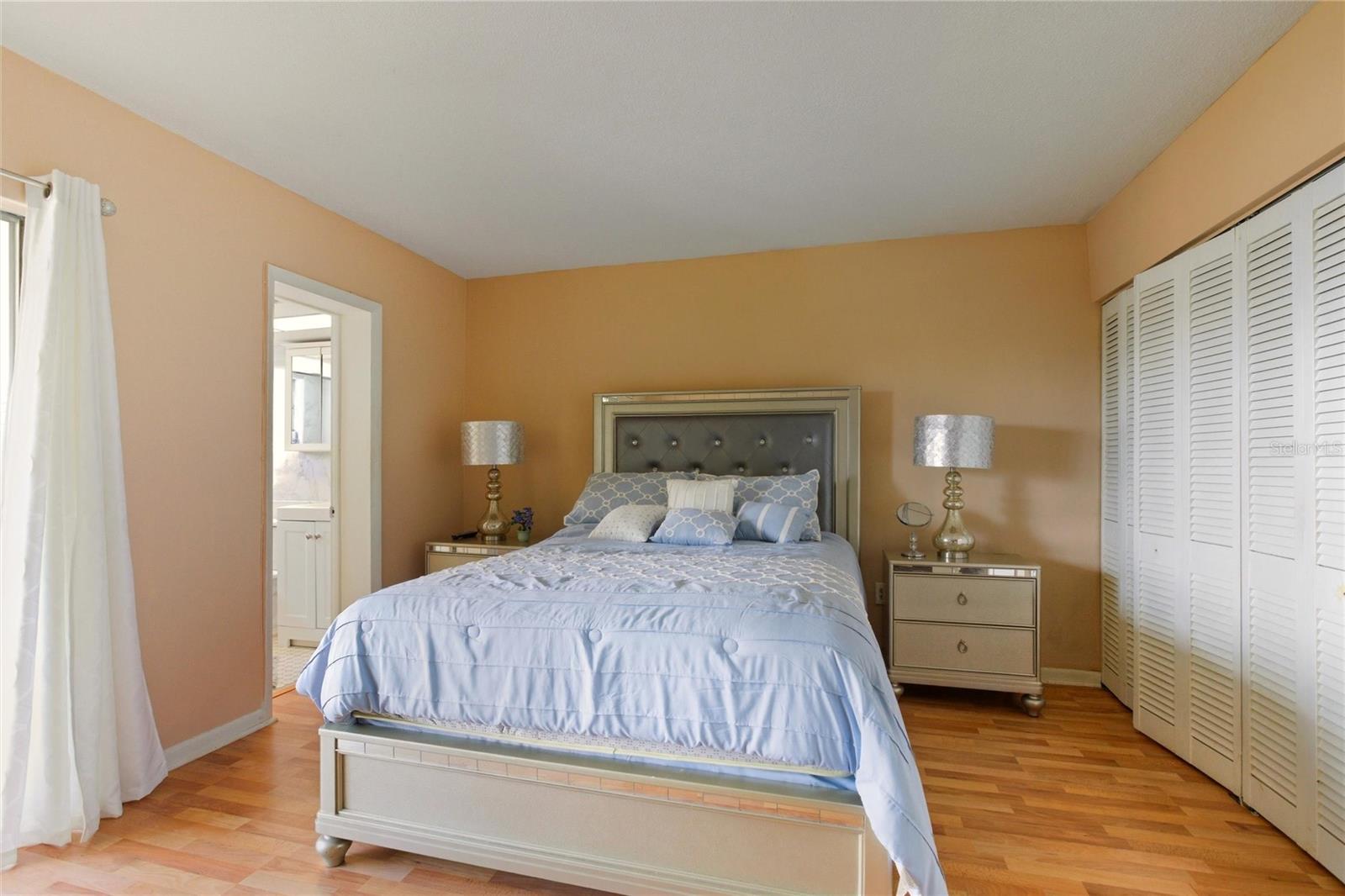 7770 DR MARTIN LUTHER KING JR ST N #201