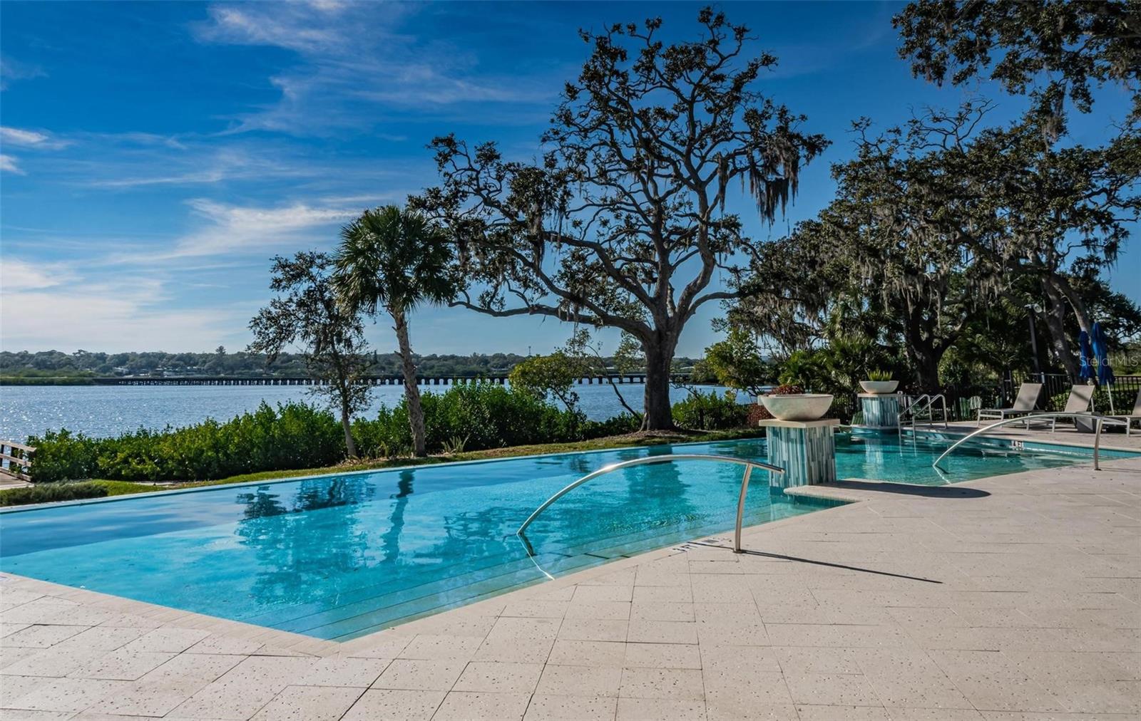 2013 SUNSET WIND LOOP