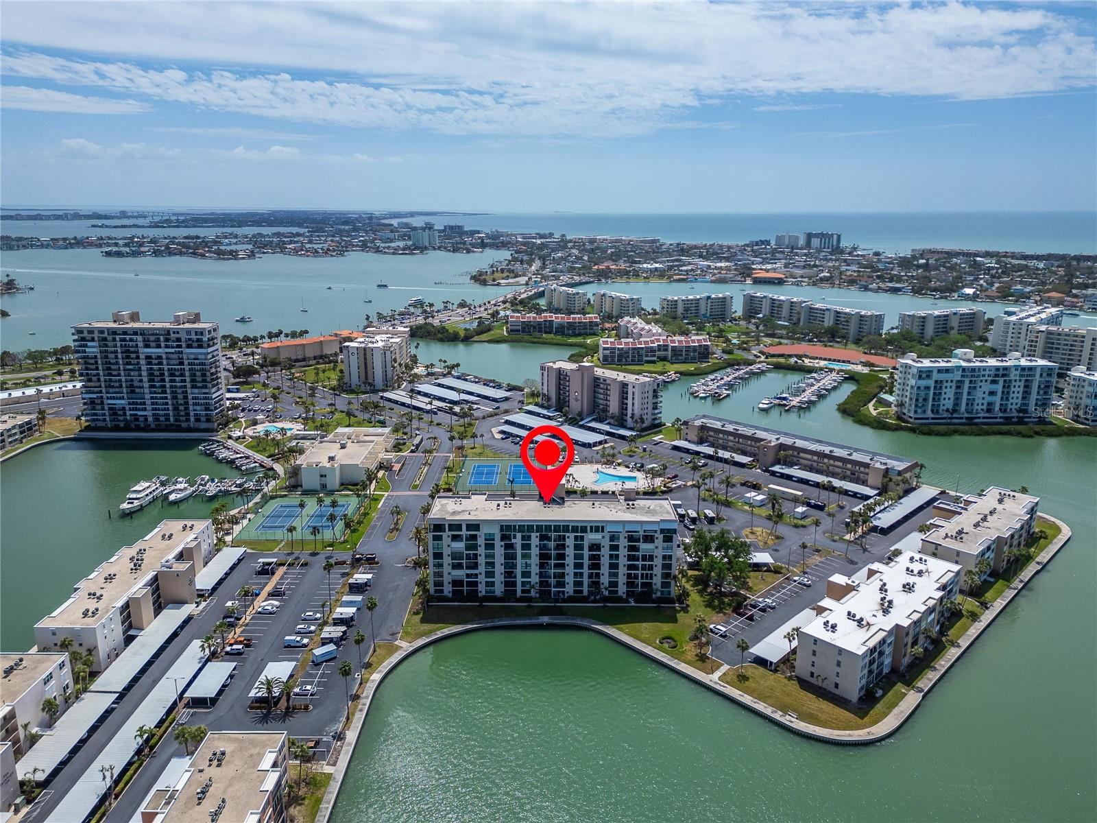 7700 SUN ISLAND DR S #107