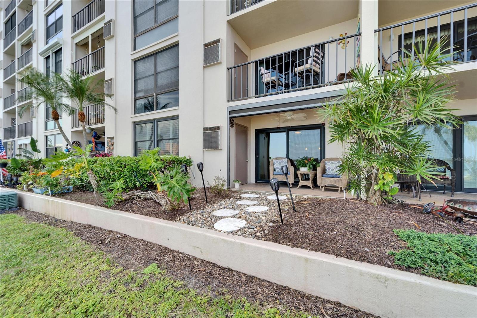 7700 SUN ISLAND DR S #107