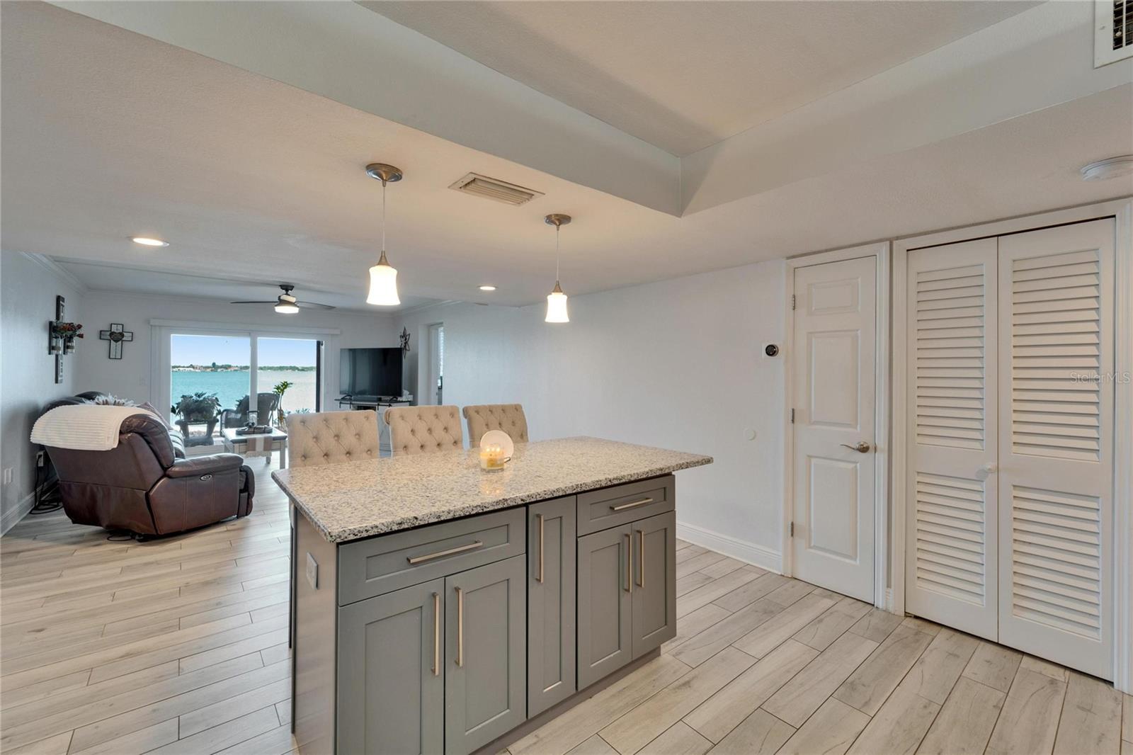 7700 SUN ISLAND DR S #107