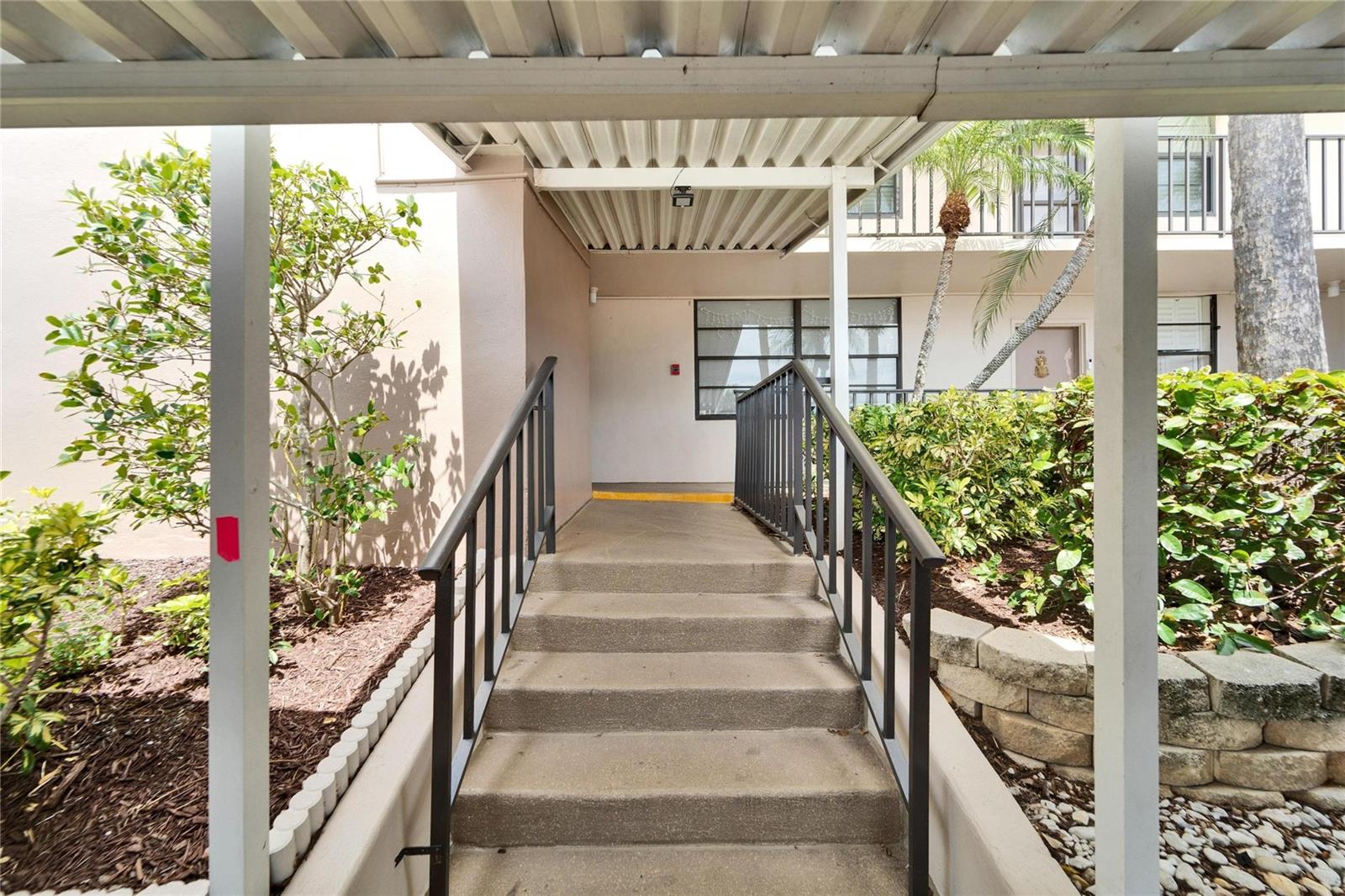 7700 SUN ISLAND DR S #107