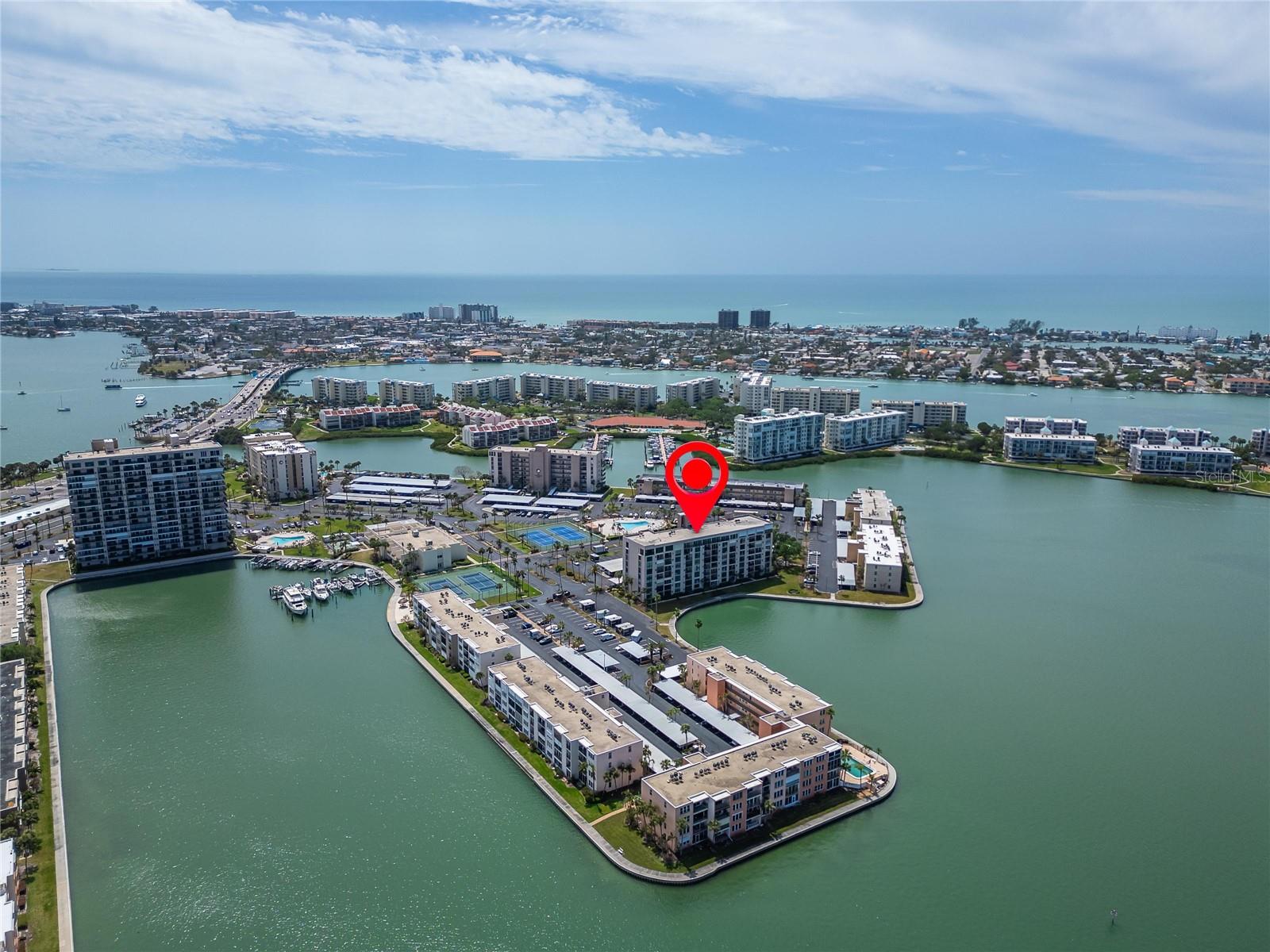 7700 SUN ISLAND DR S #107