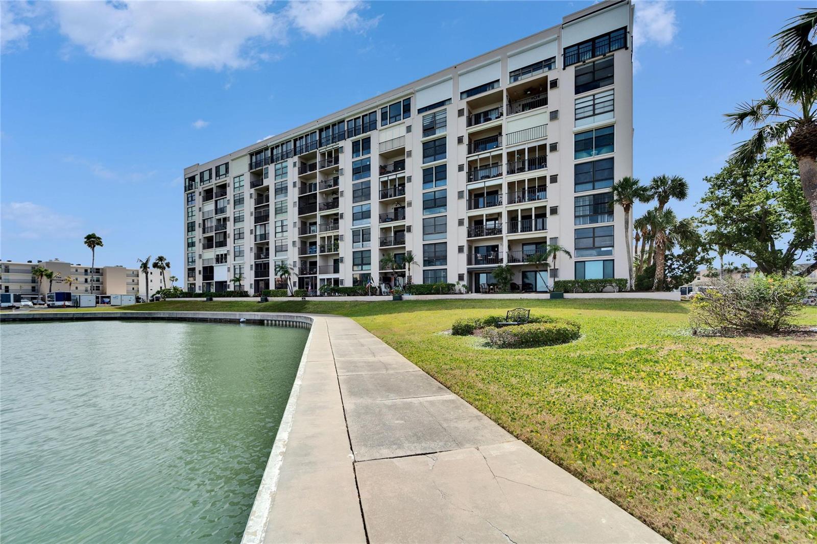 7700 SUN ISLAND DR S #107