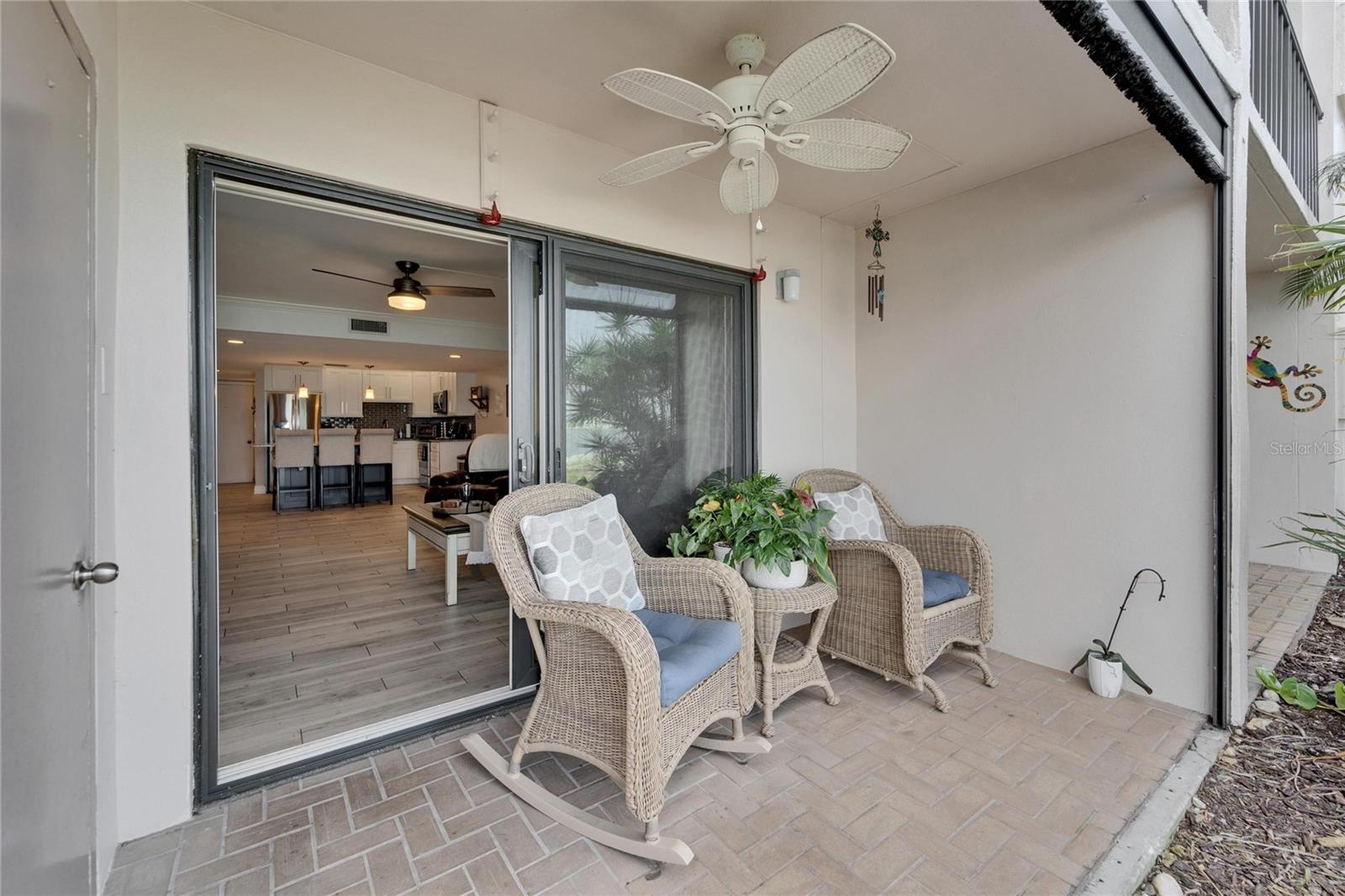 7700 SUN ISLAND DR S #107