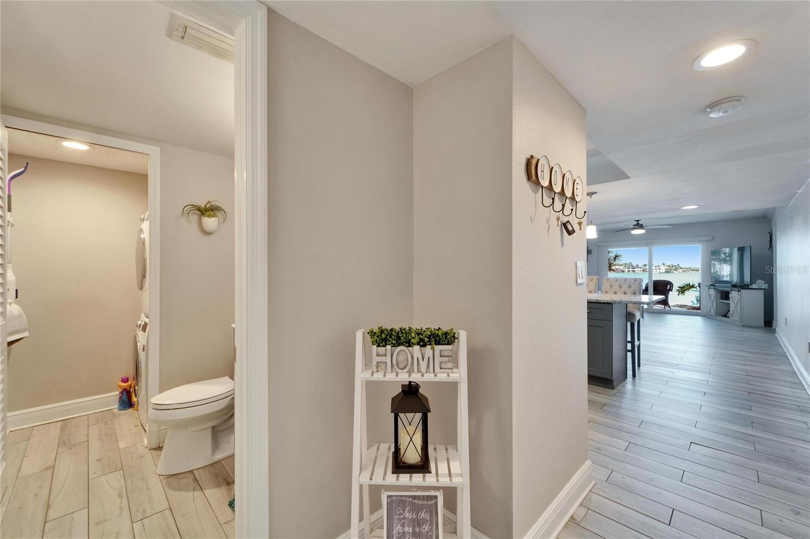 7700 SUN ISLAND DR S #107