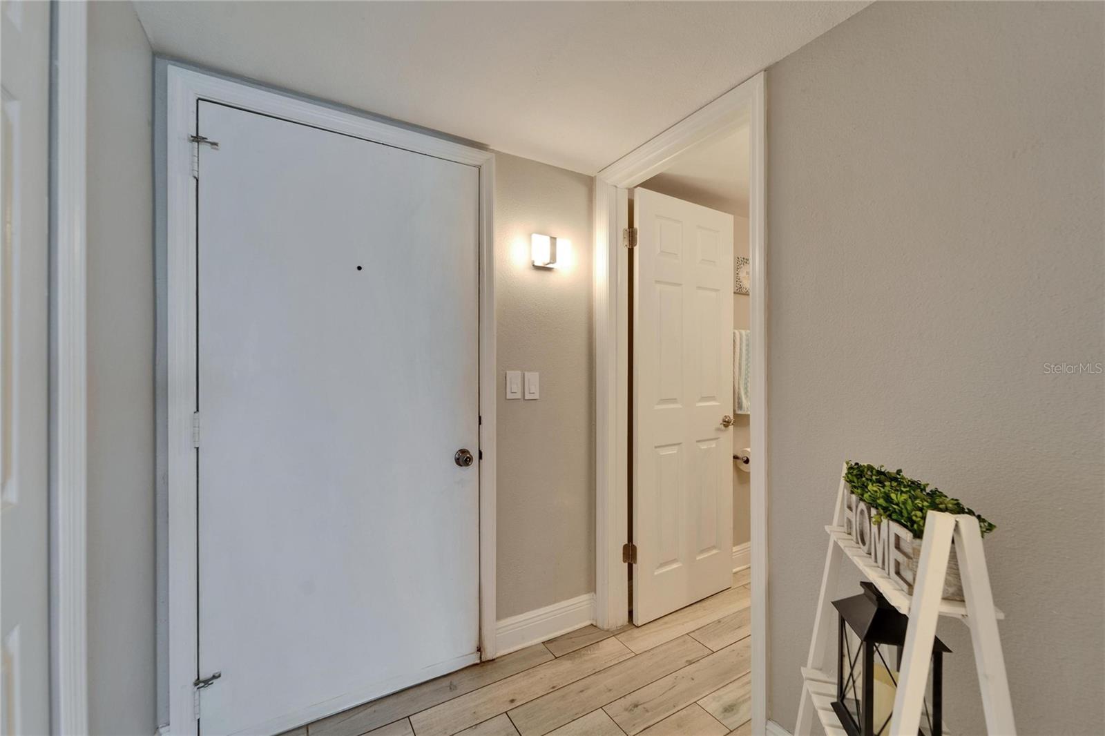 7700 SUN ISLAND DR S #107