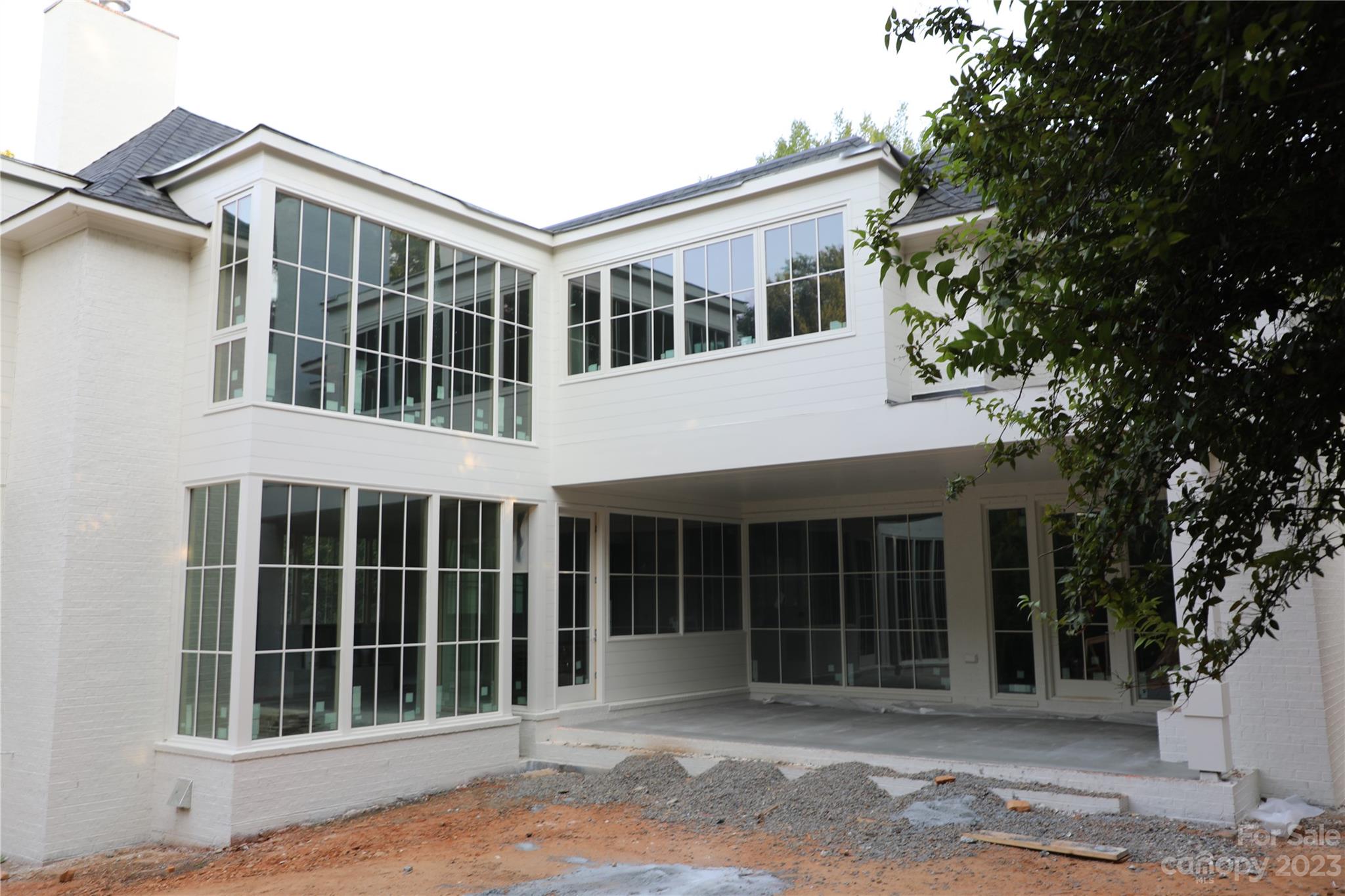 911 Colville Road