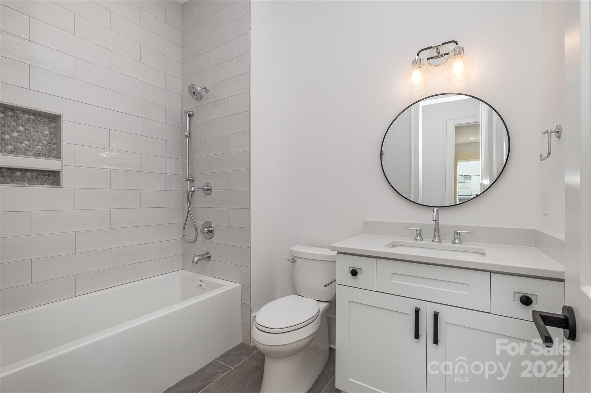 4022 Peggy Oaks Lane Unit: Bldg 4 Unit B L17