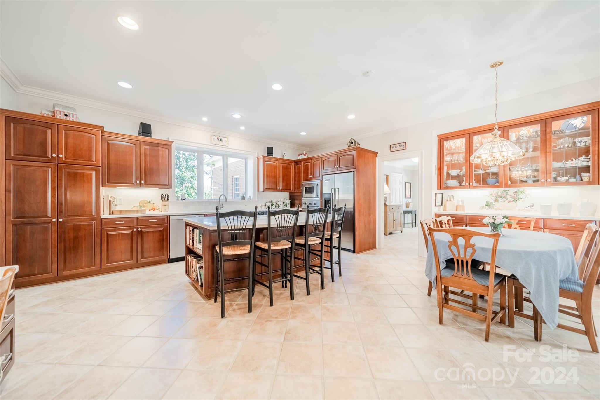3825 Mooreland Farms Road