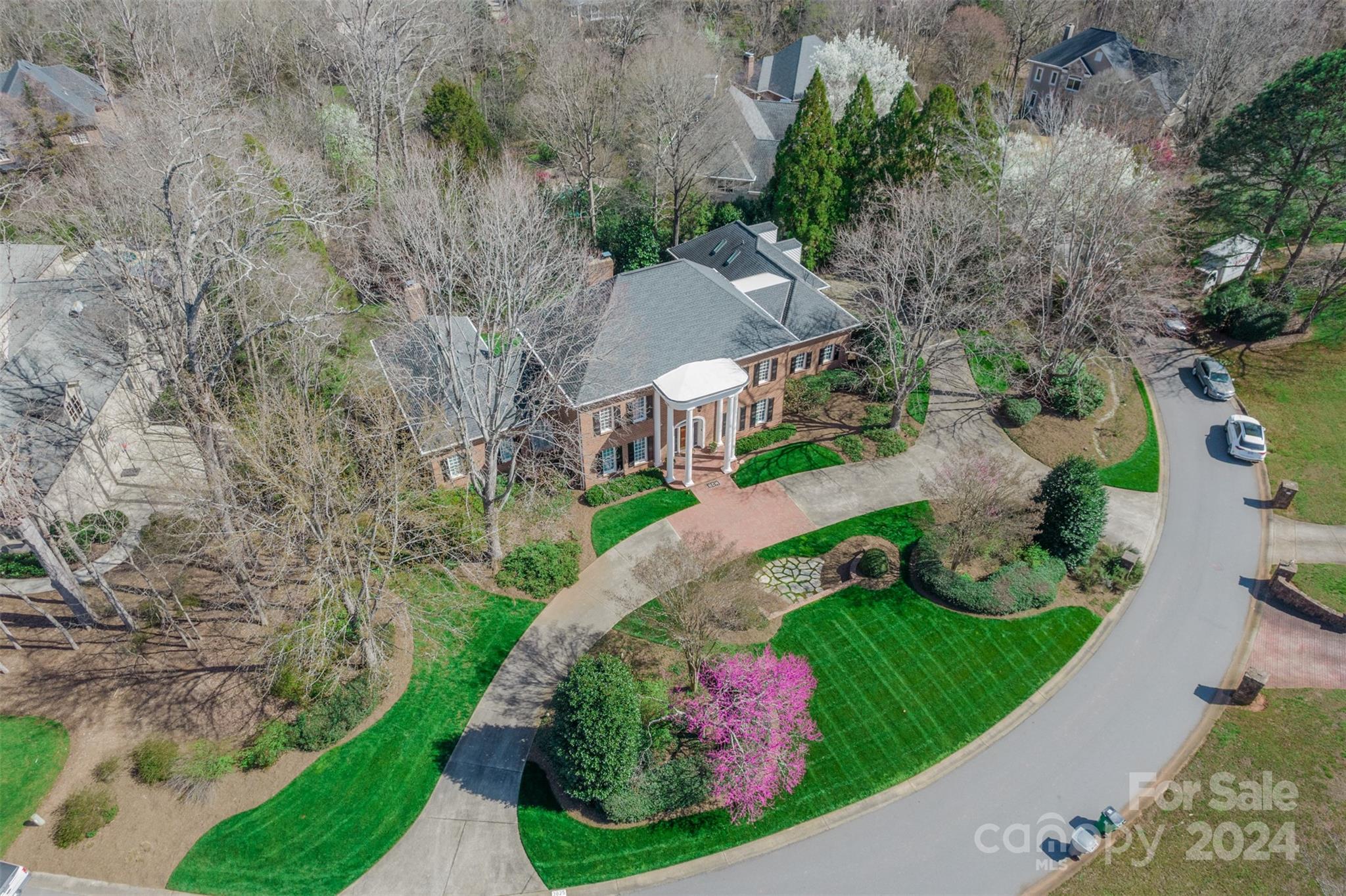 3825 Mooreland Farms Road
