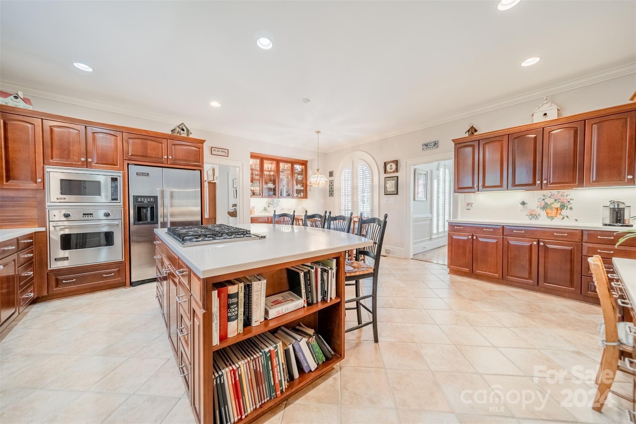 3825 Mooreland Farms Road