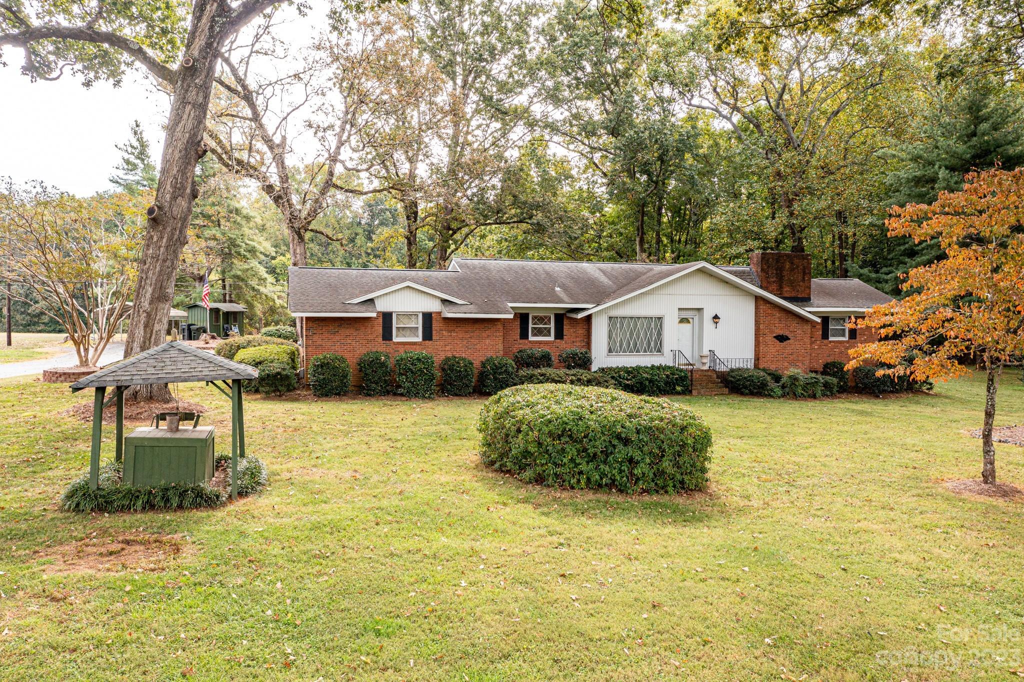 5926 Matthews Mint Hill Road