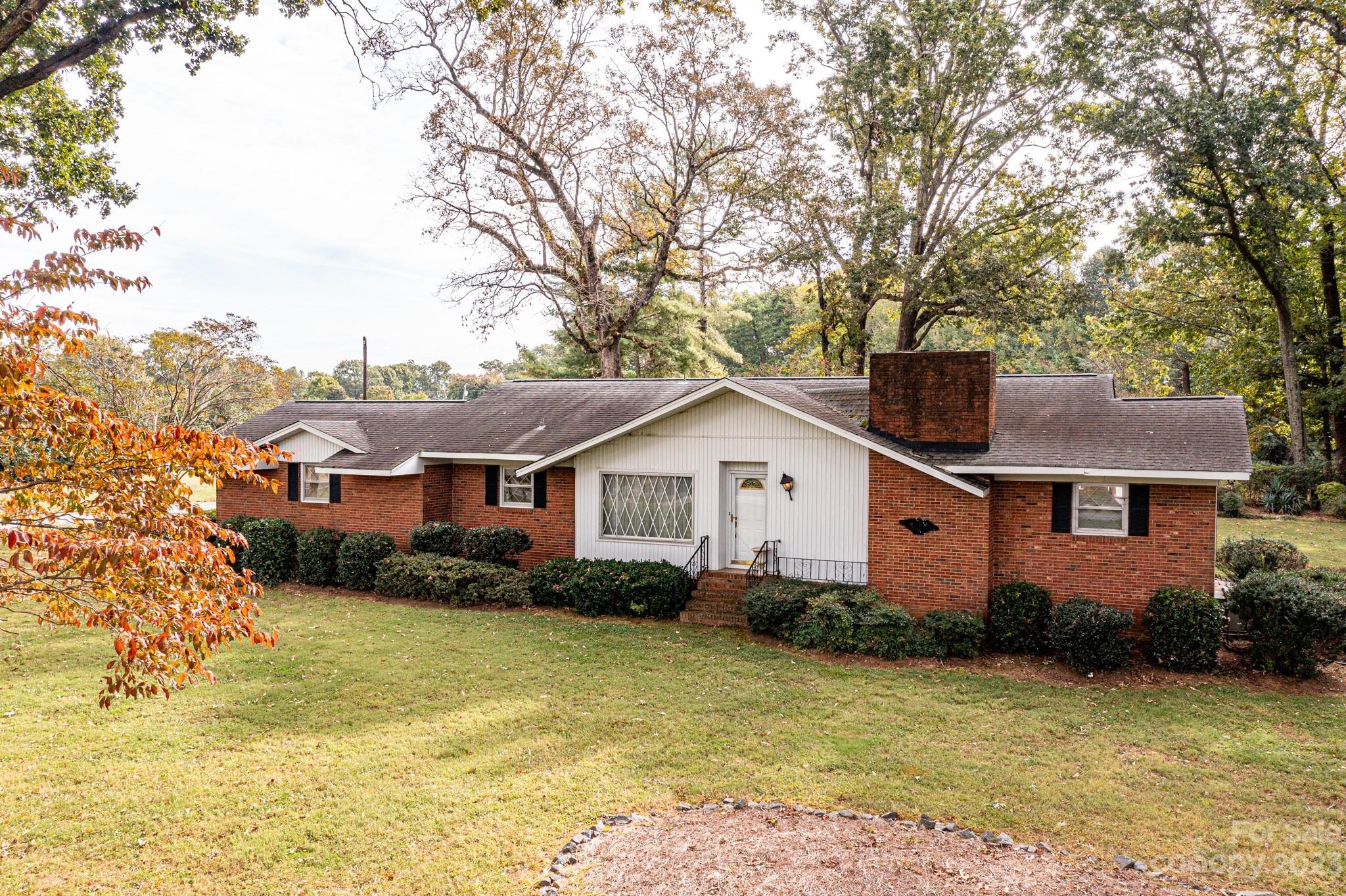 5926 Matthews Mint Hill Road