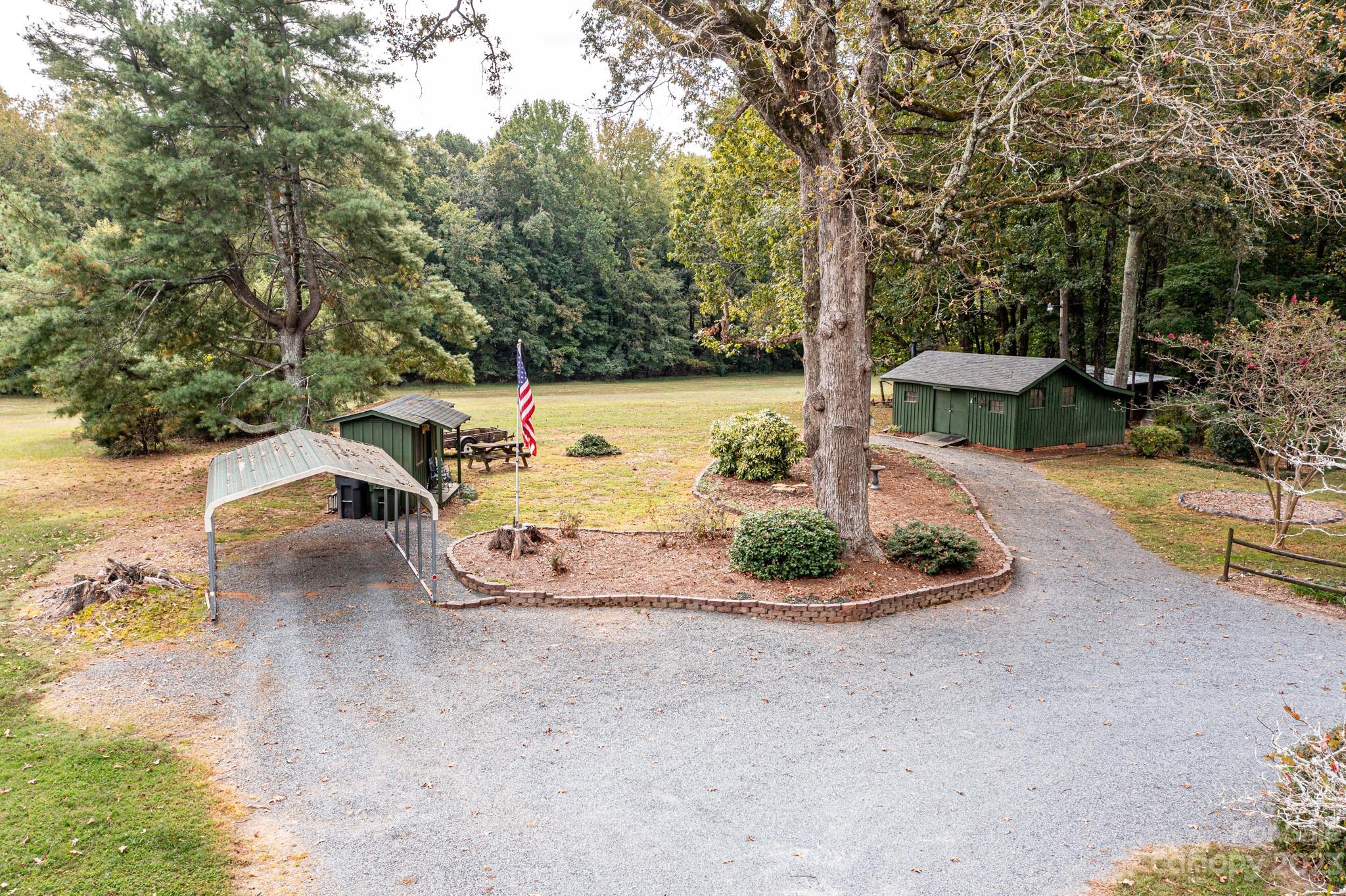 5926 Matthews Mint Hill Road