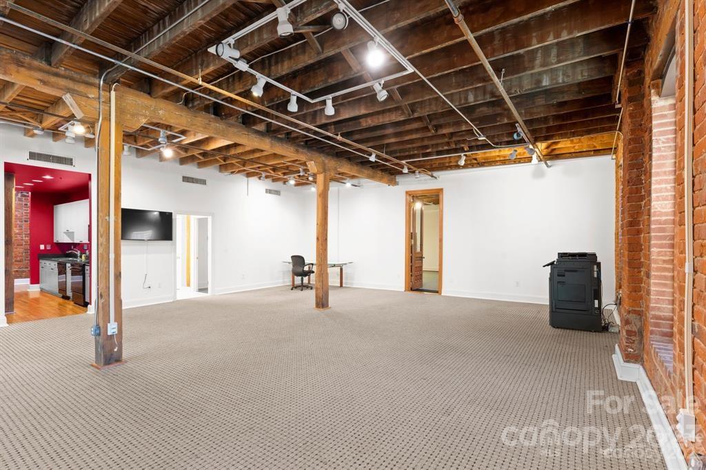 310 Arlington Avenue Unit: 329