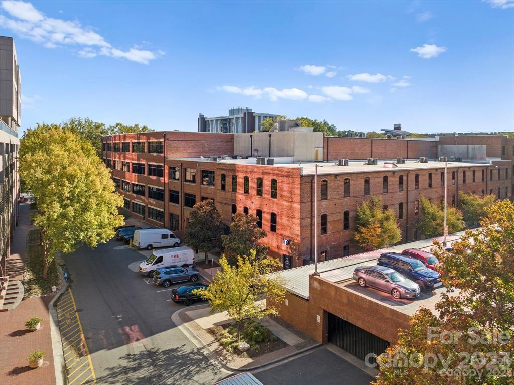 310 Arlington Avenue Unit: 329