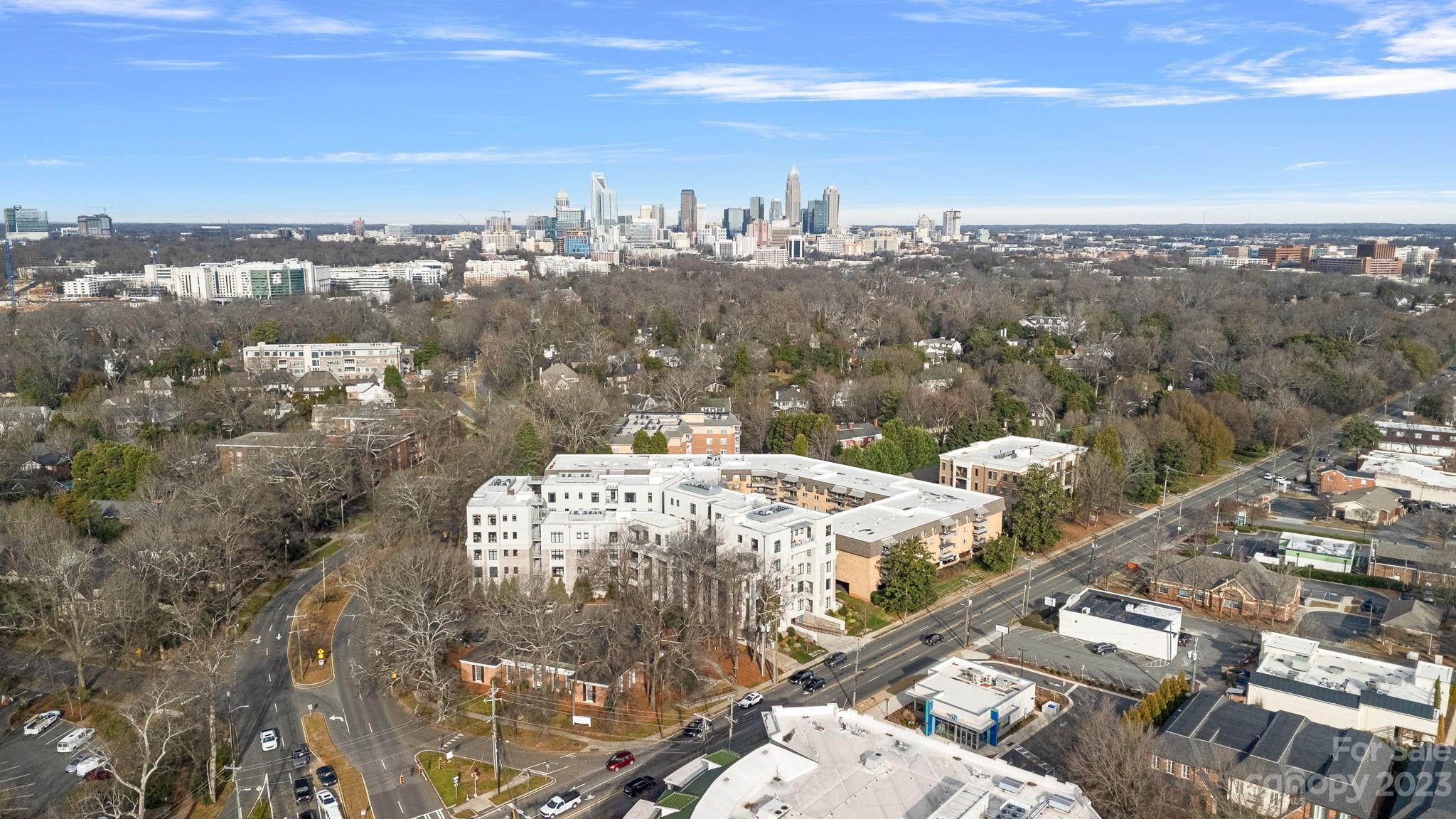 1323 Queens Road Unit: 304