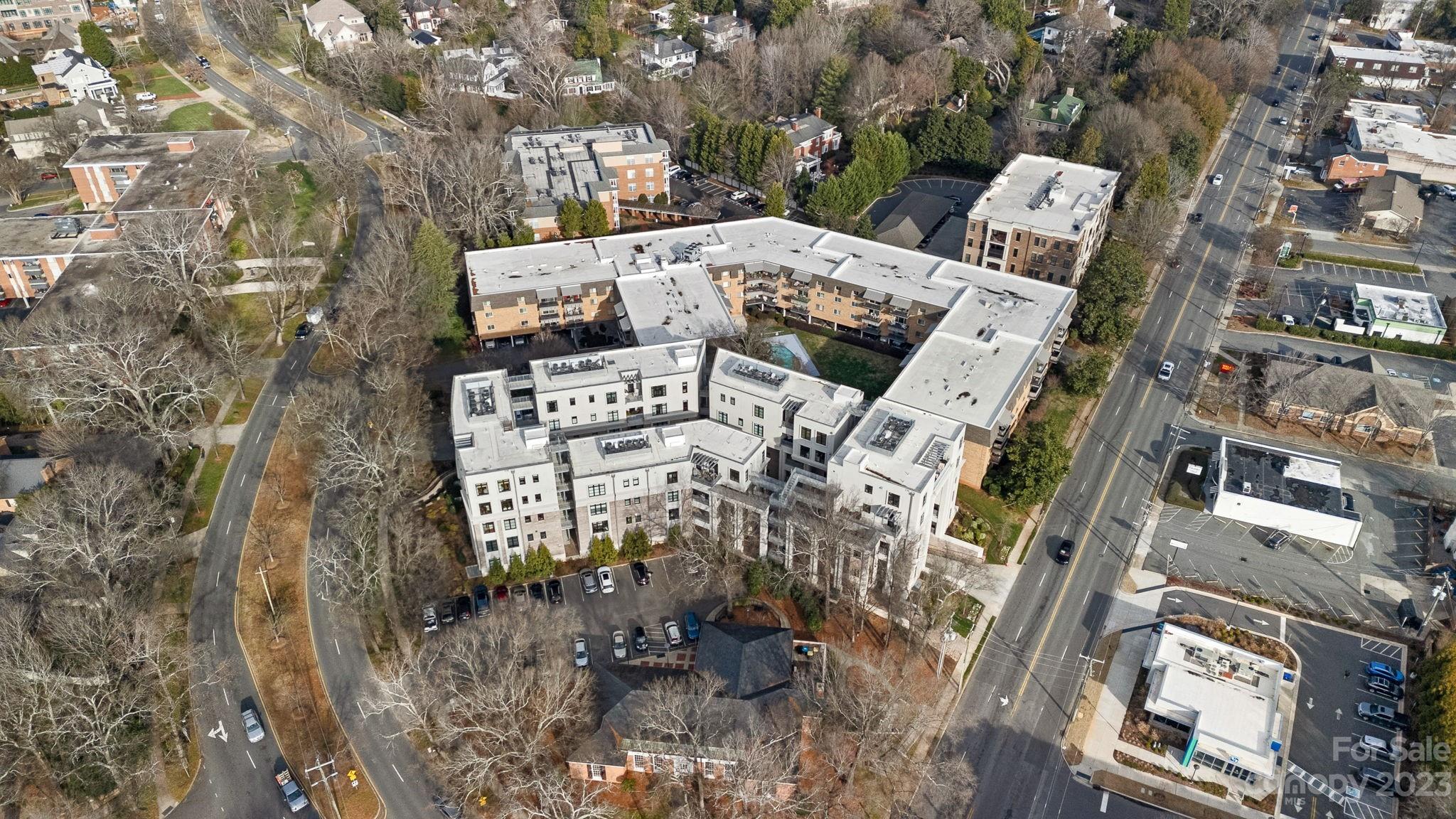 1323 Queens Road Unit: 304
