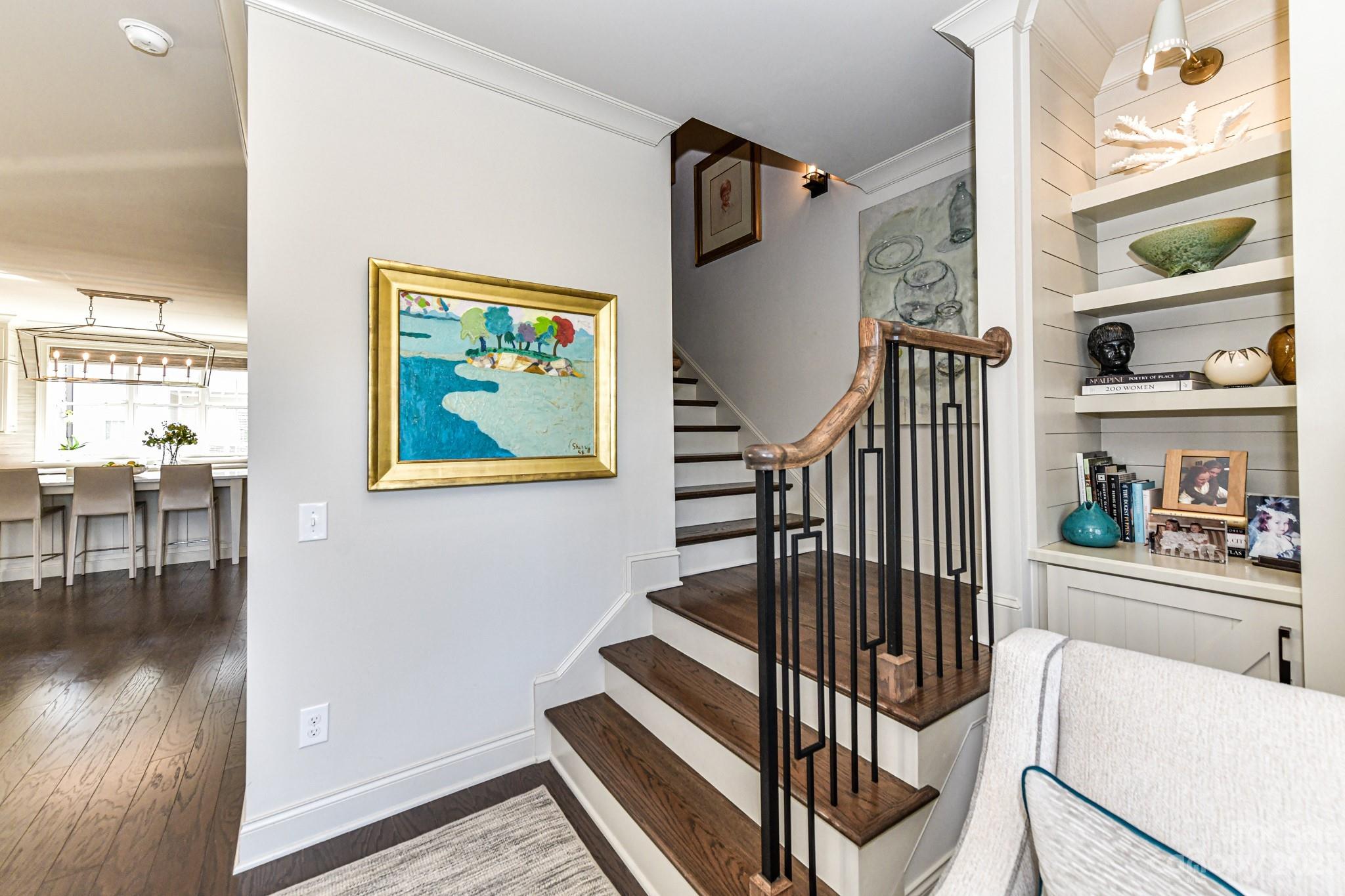 1224 Cotswold Place
