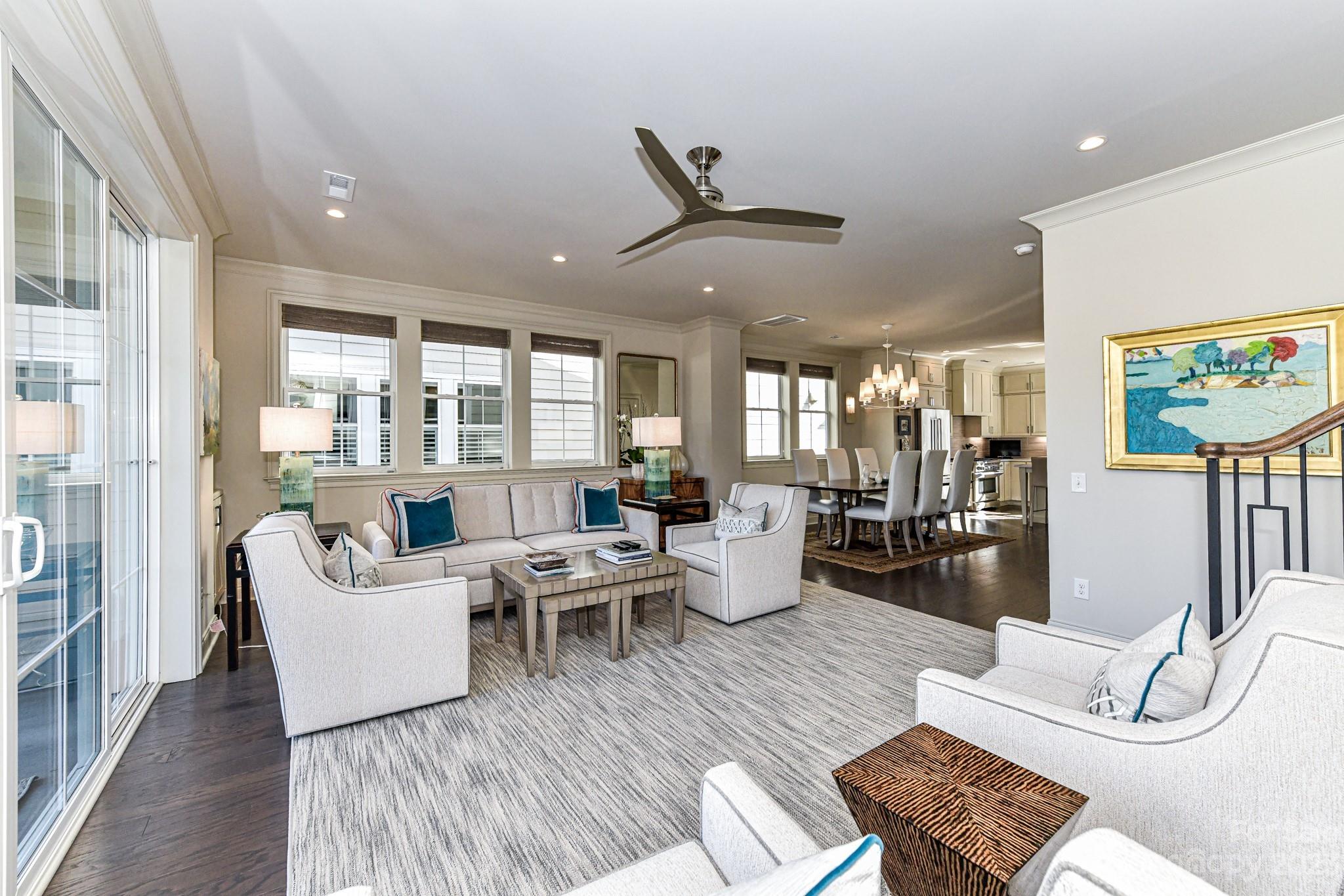 1224 Cotswold Place