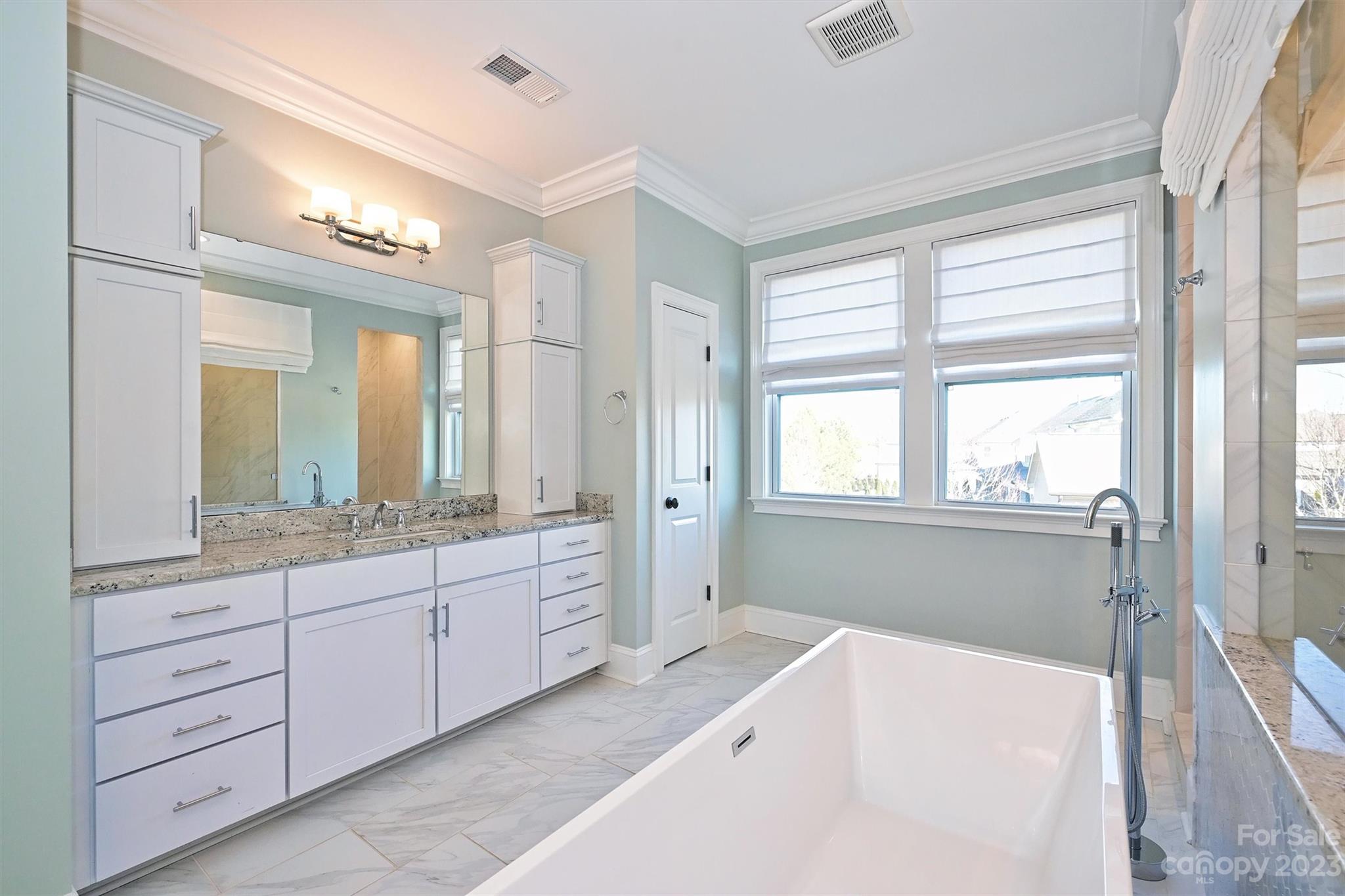 414 Kirkbride Court