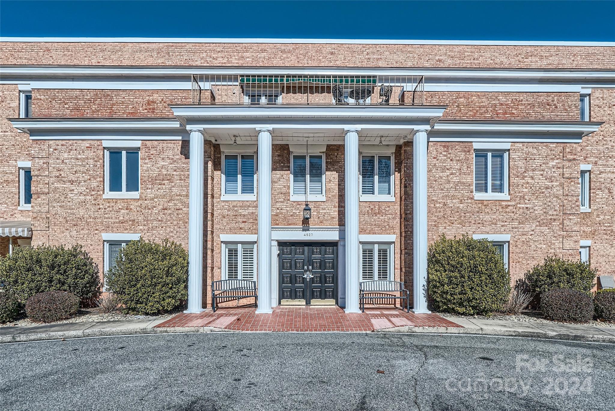 4527 Gaynor Road Unit: 301