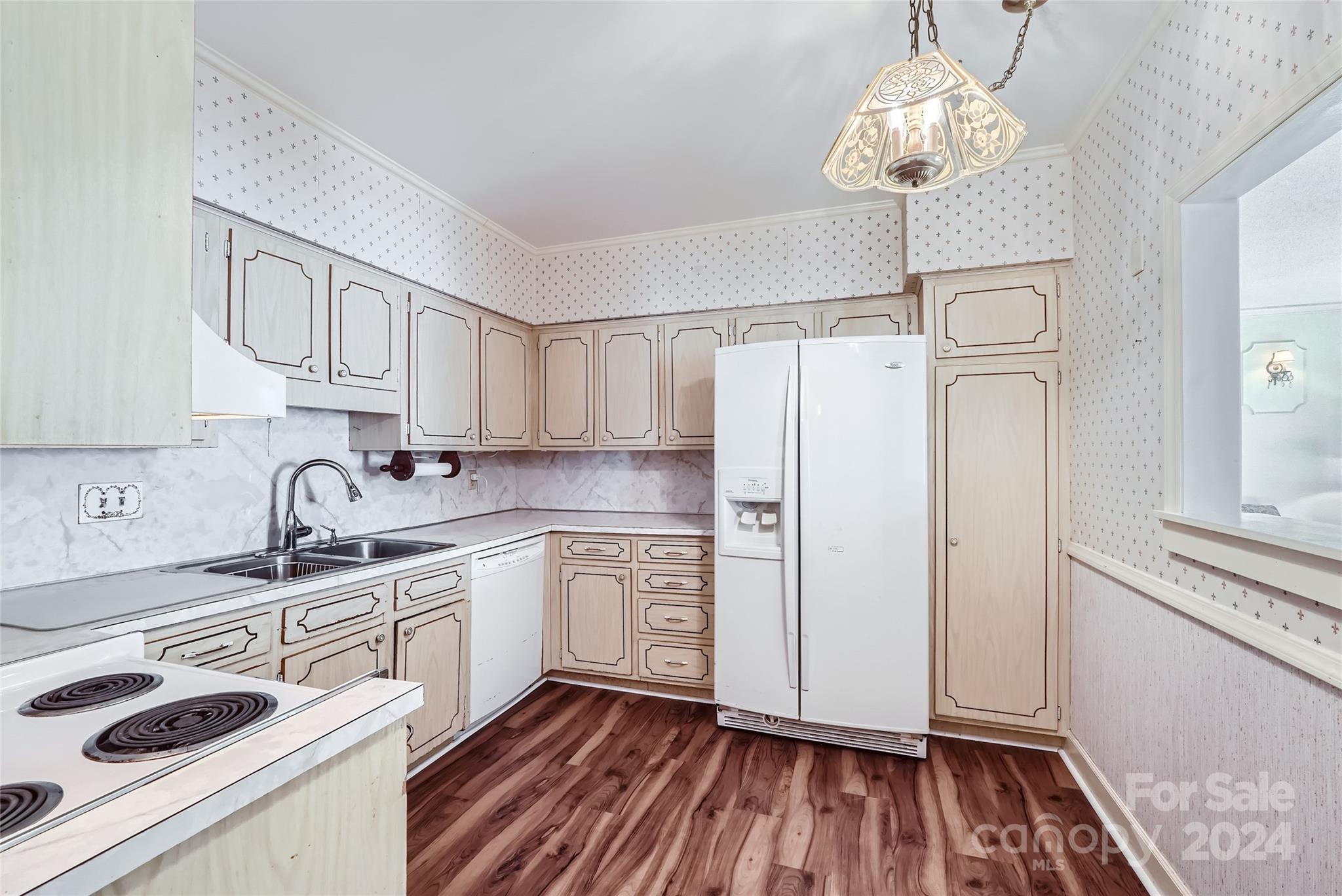 4527 Gaynor Road Unit: 301