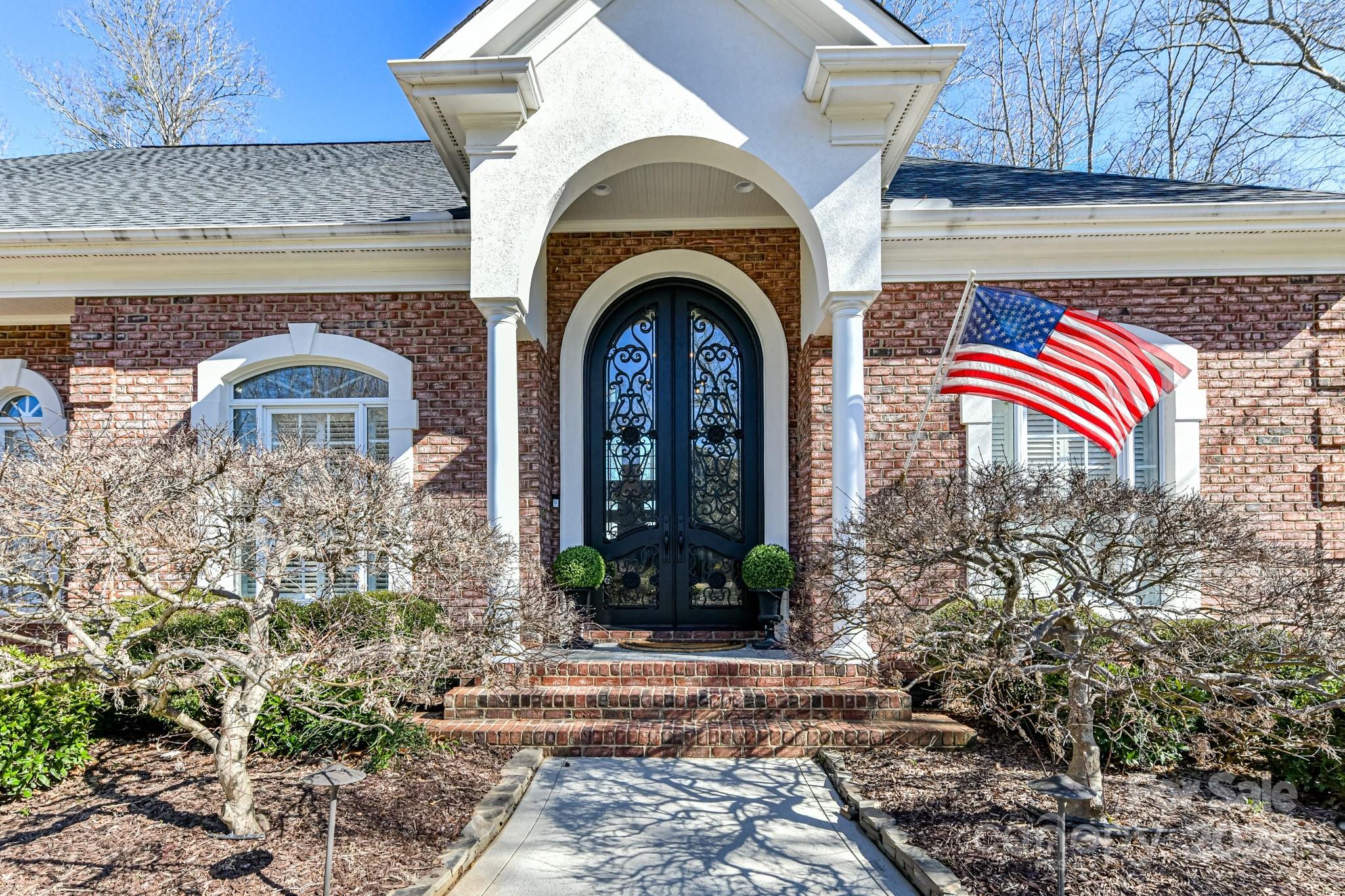 1220 Firethorne Club Drive