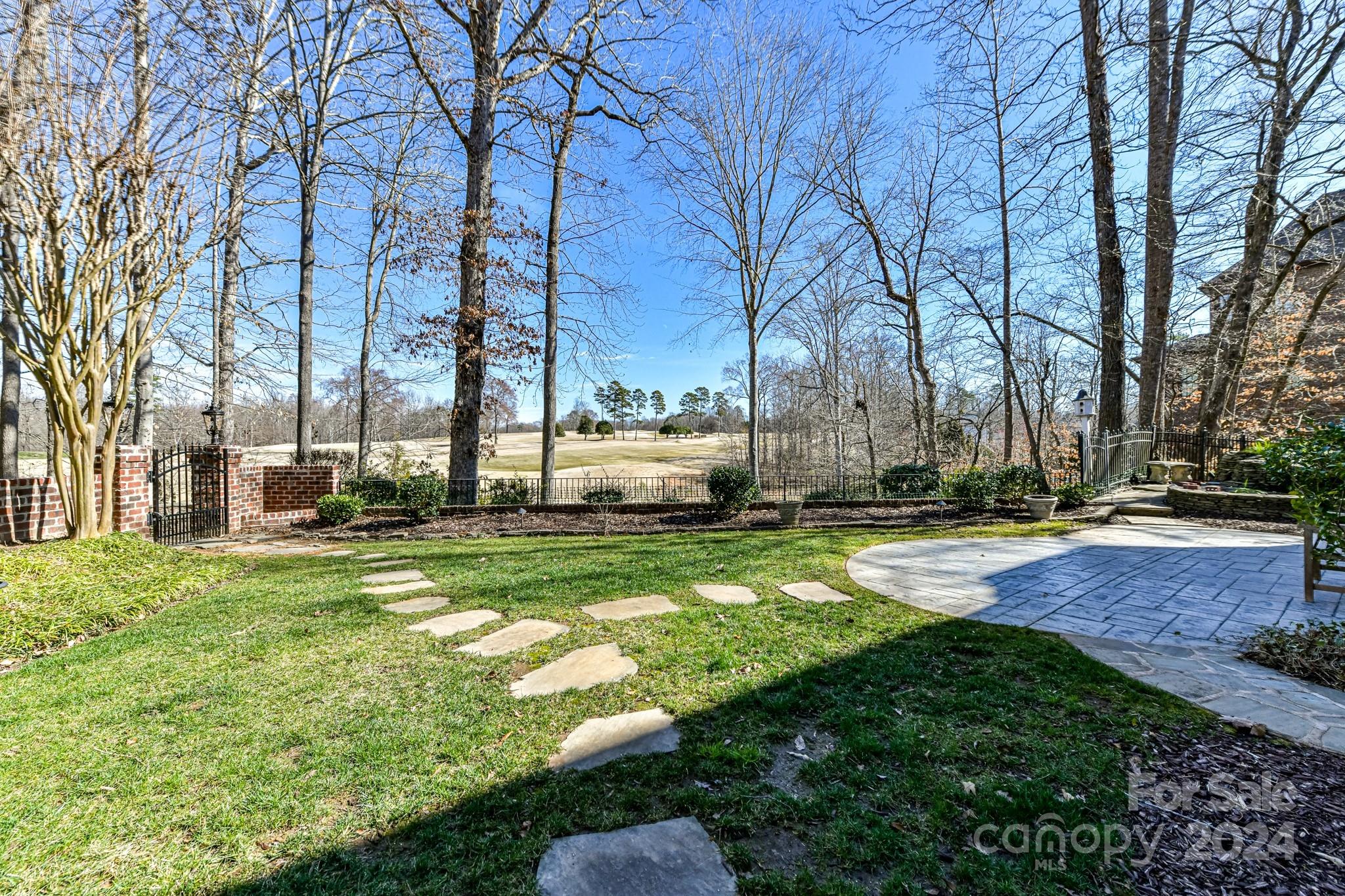 1220 Firethorne Club Drive
