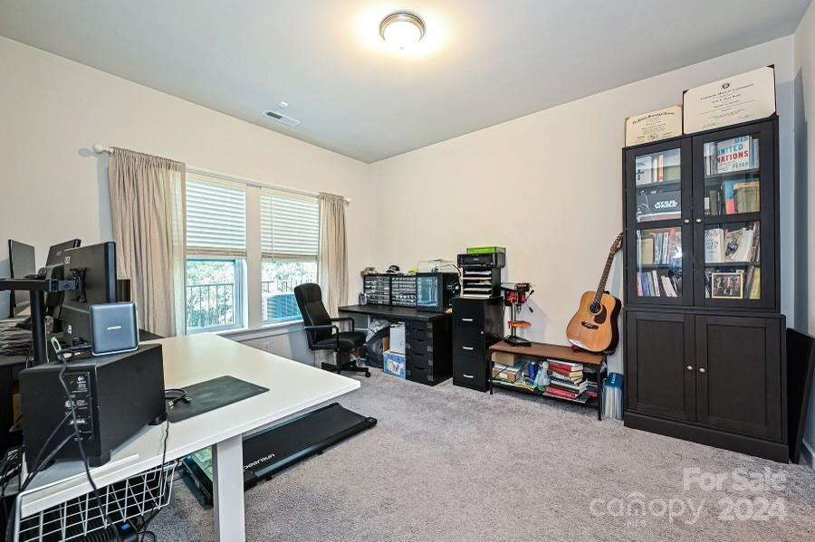 1020 Sharon Towns Drive