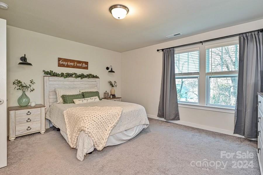 1020 Sharon Towns Drive