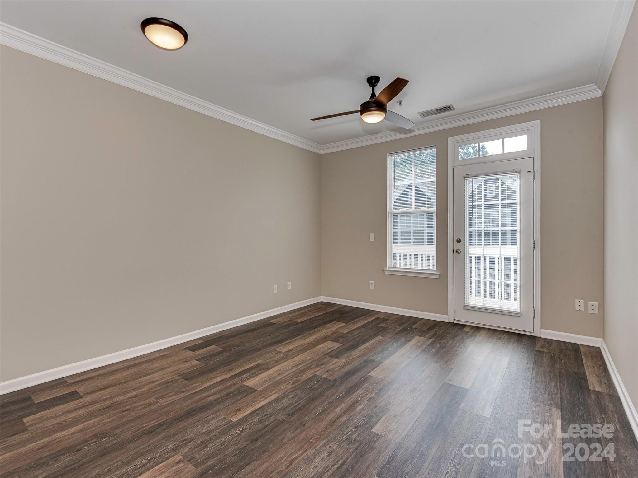 1547 Walnut View Drive