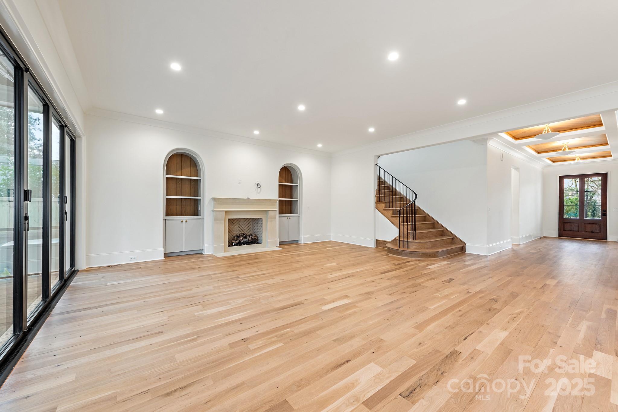 2443 Danbury Street