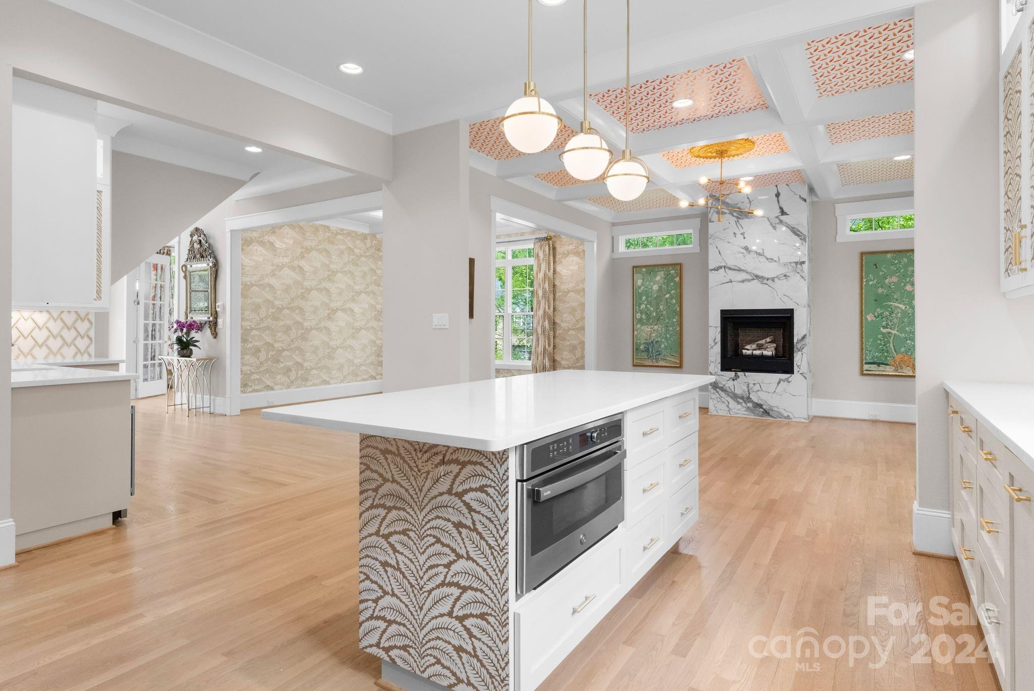 6537 Gardner Lane