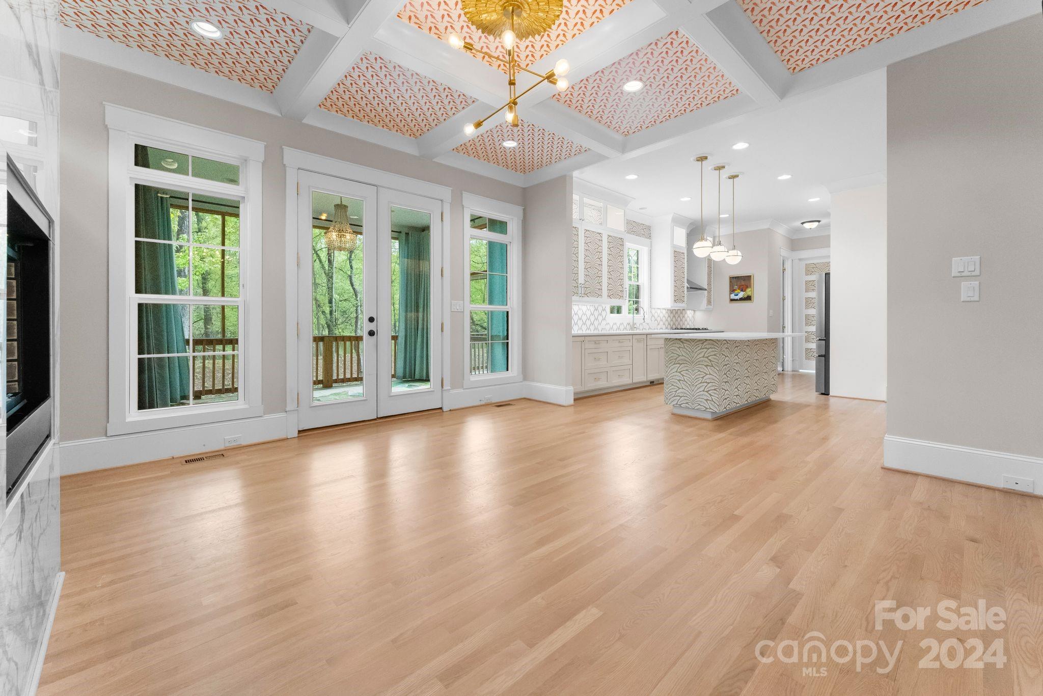 6537 Gardner Lane
