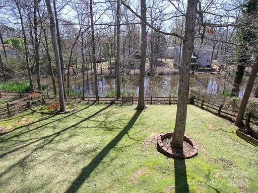 7713 Pelican Court