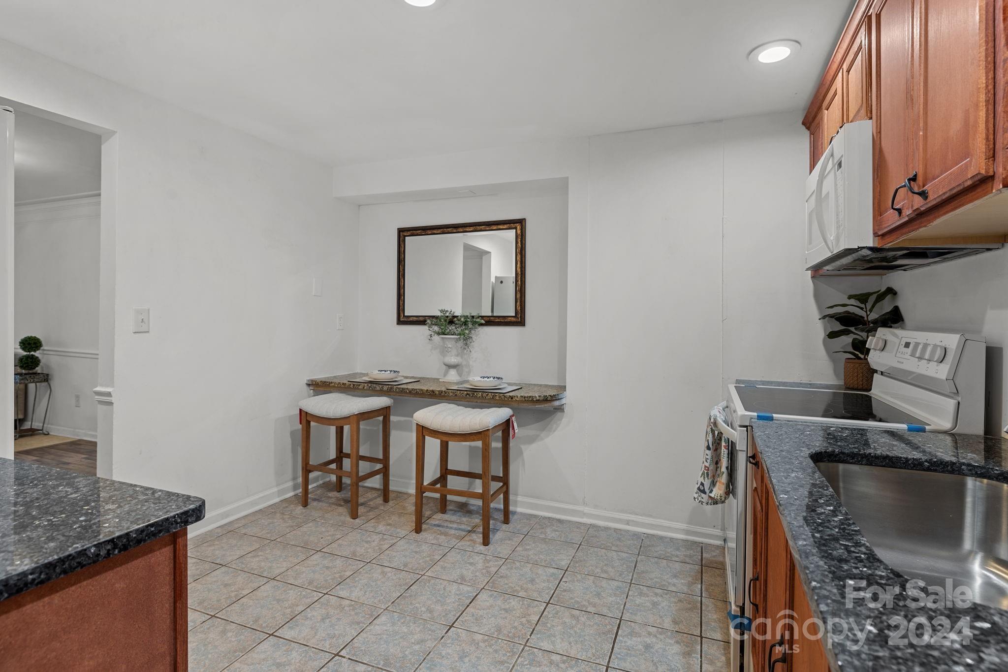 1737 Rice Planters Road