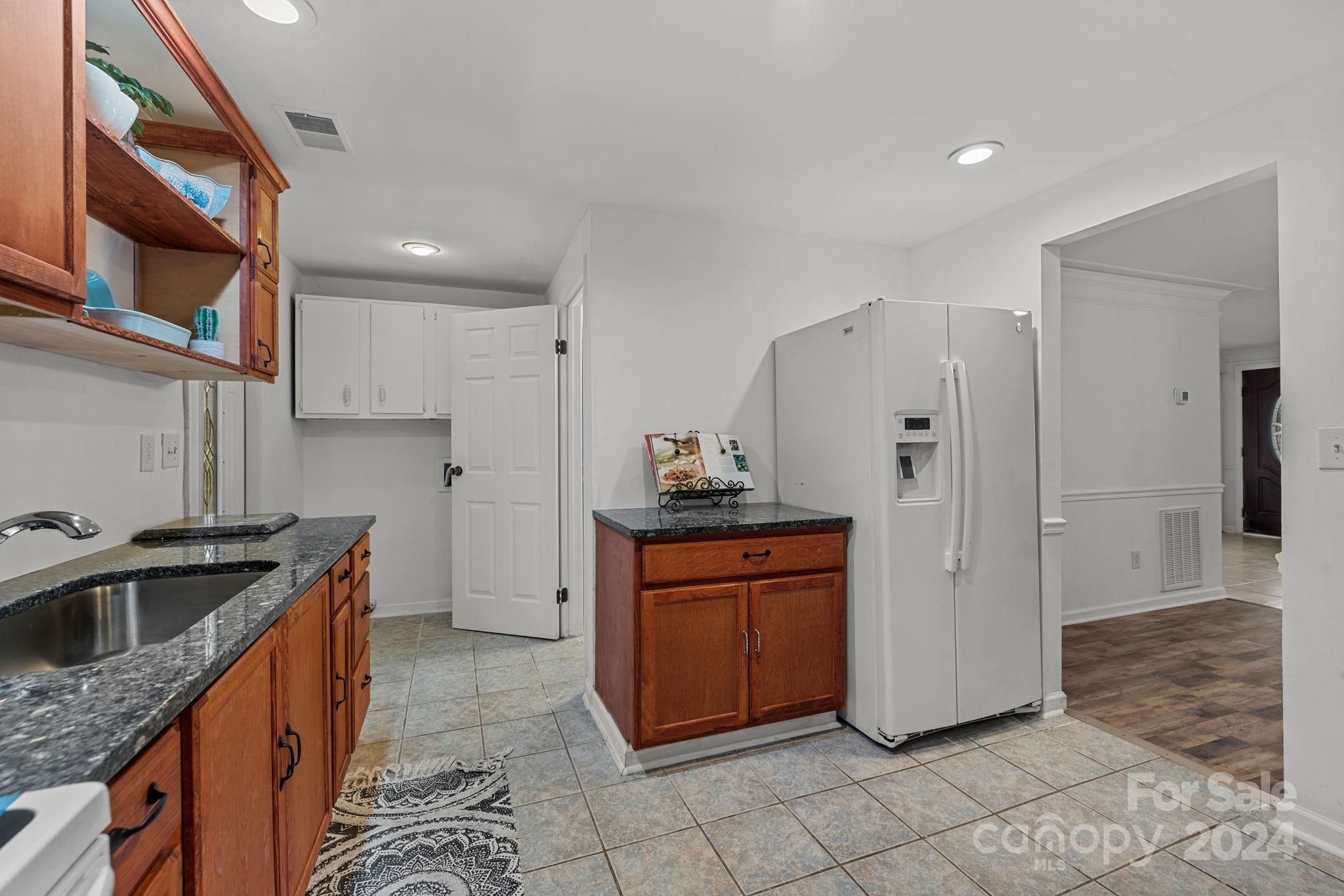 1737 Rice Planters Road