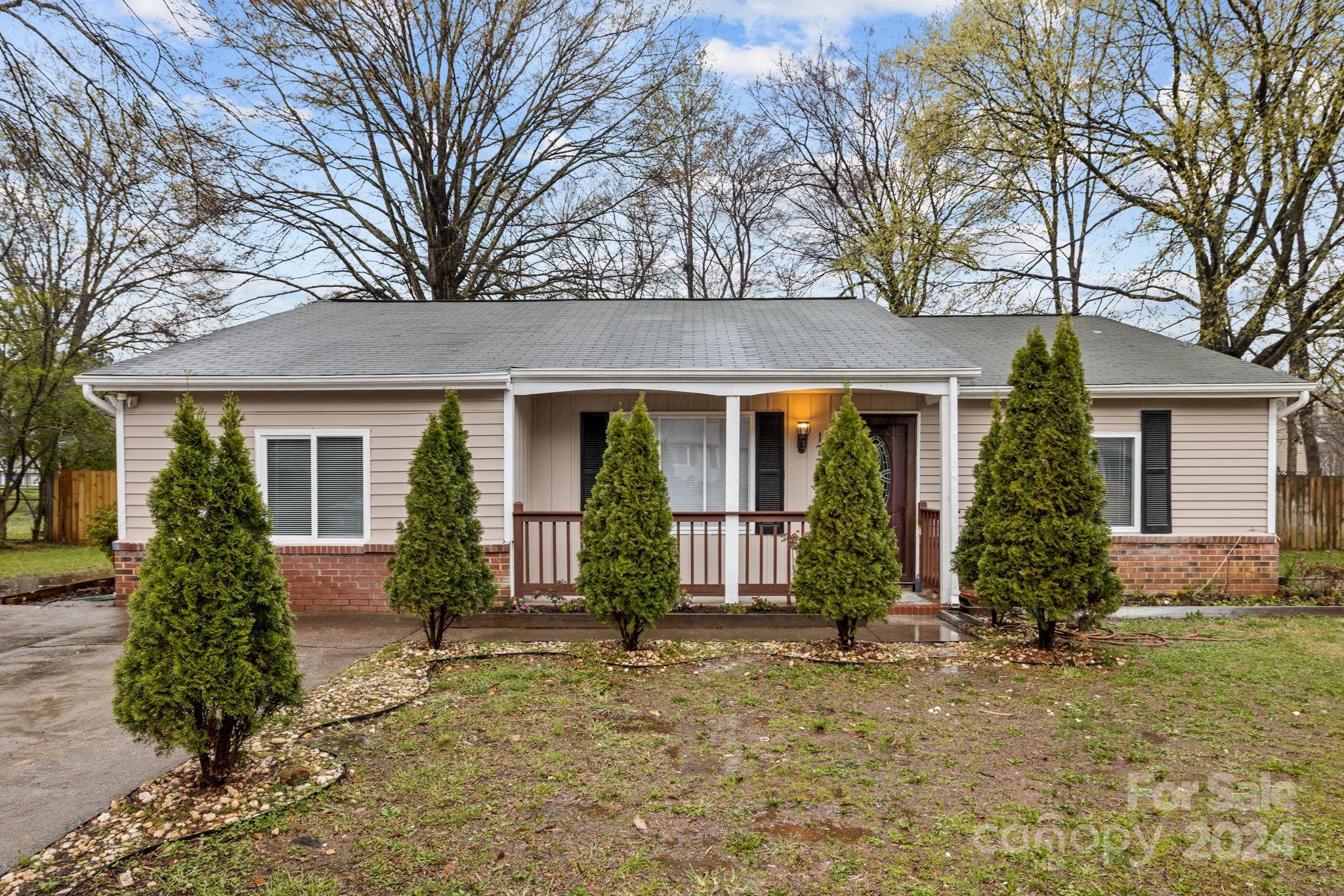 1737 Rice Planters Road