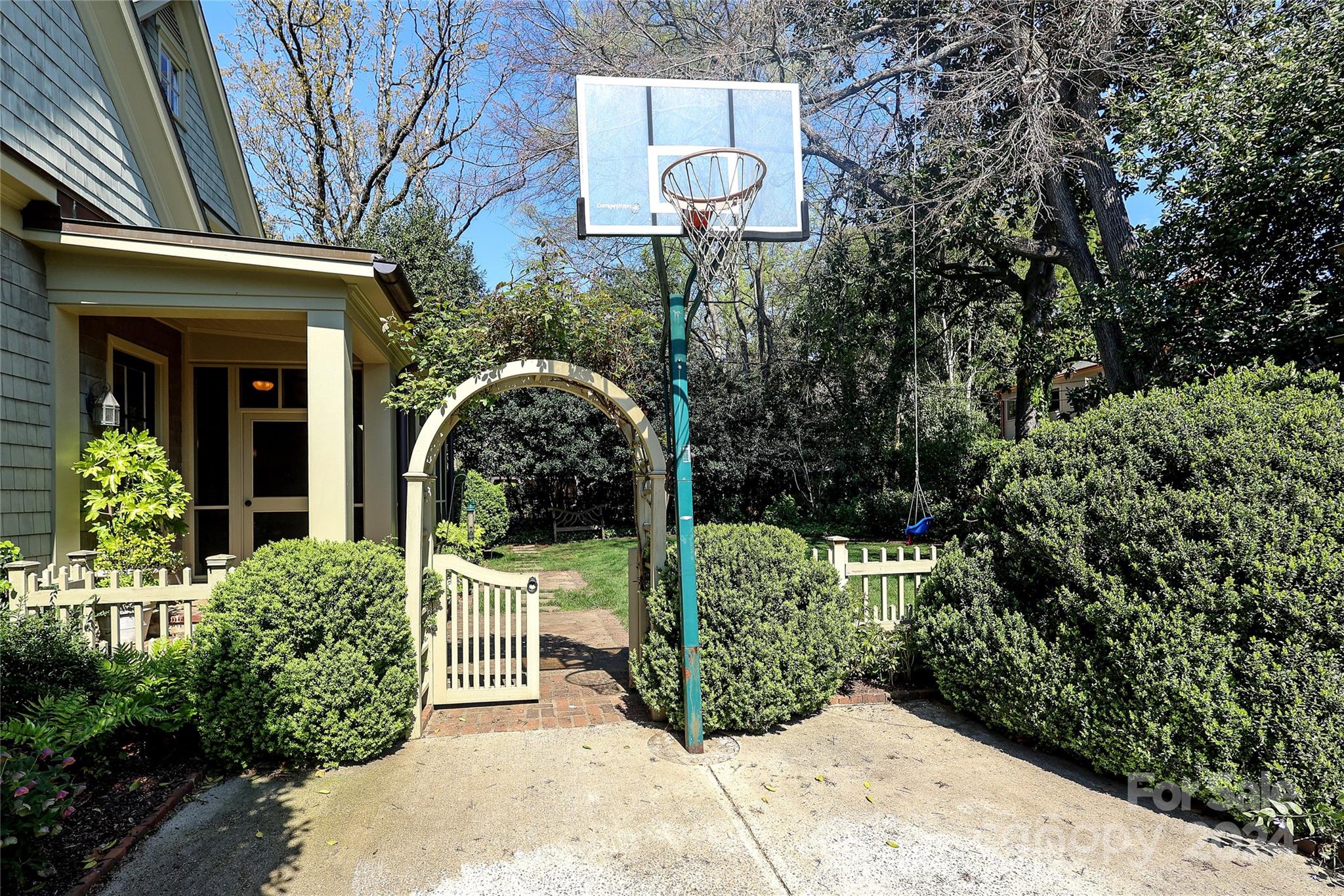 219 Cherokee Road