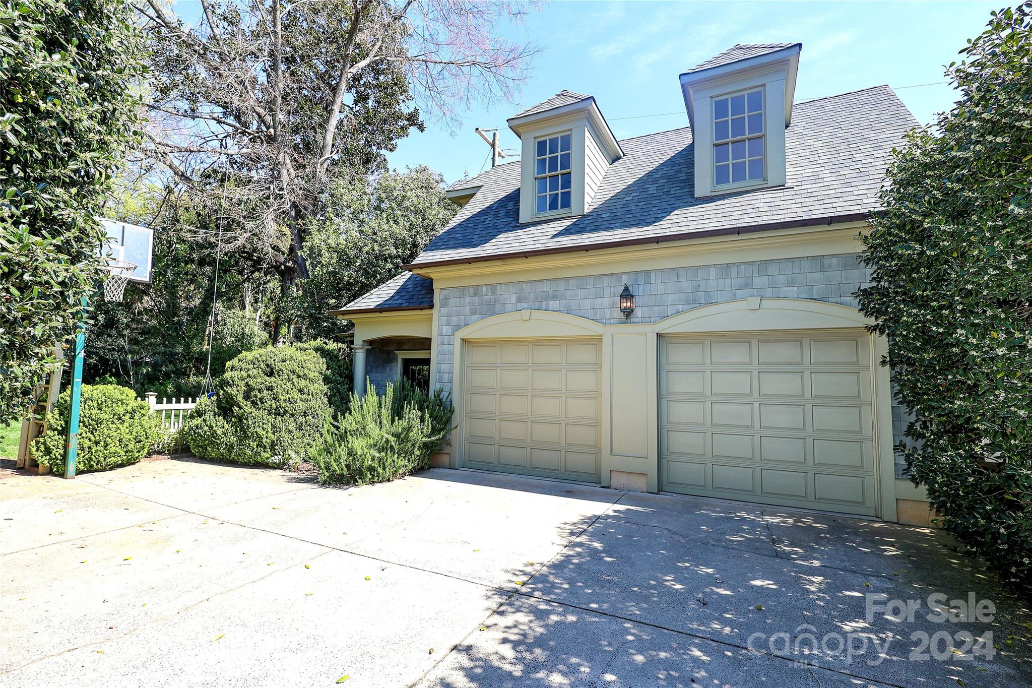 219 Cherokee Road