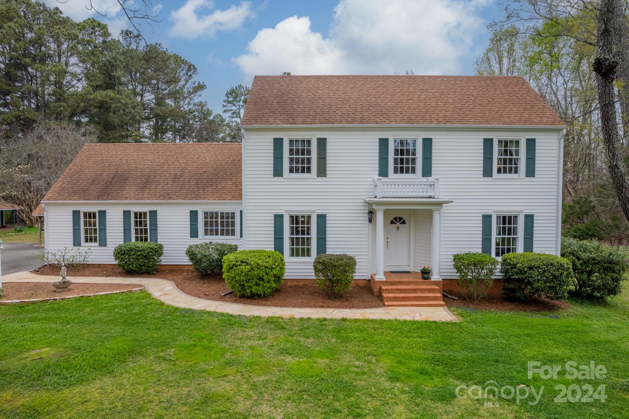 8412 Viking Drive