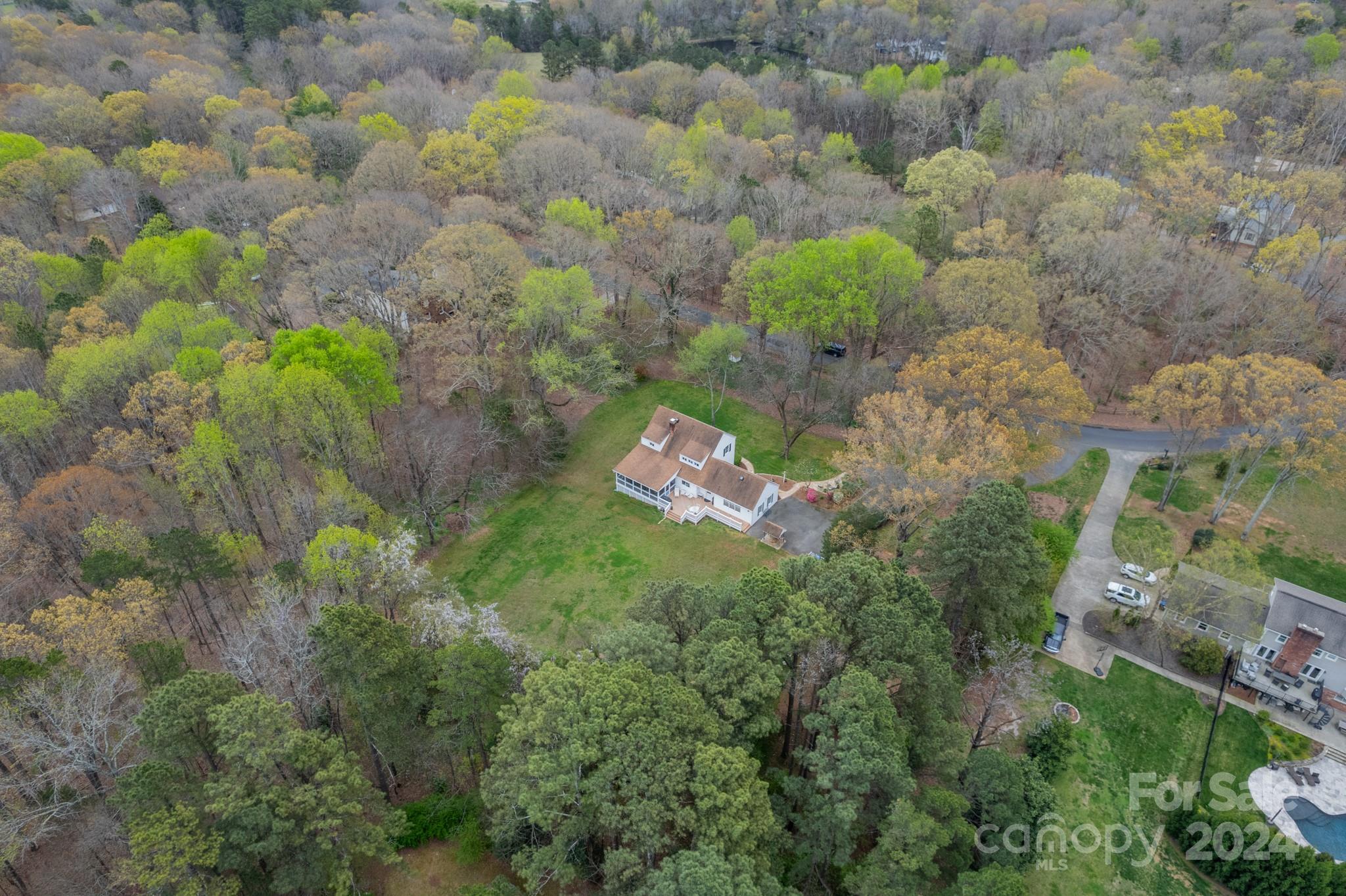 8412 Viking Drive