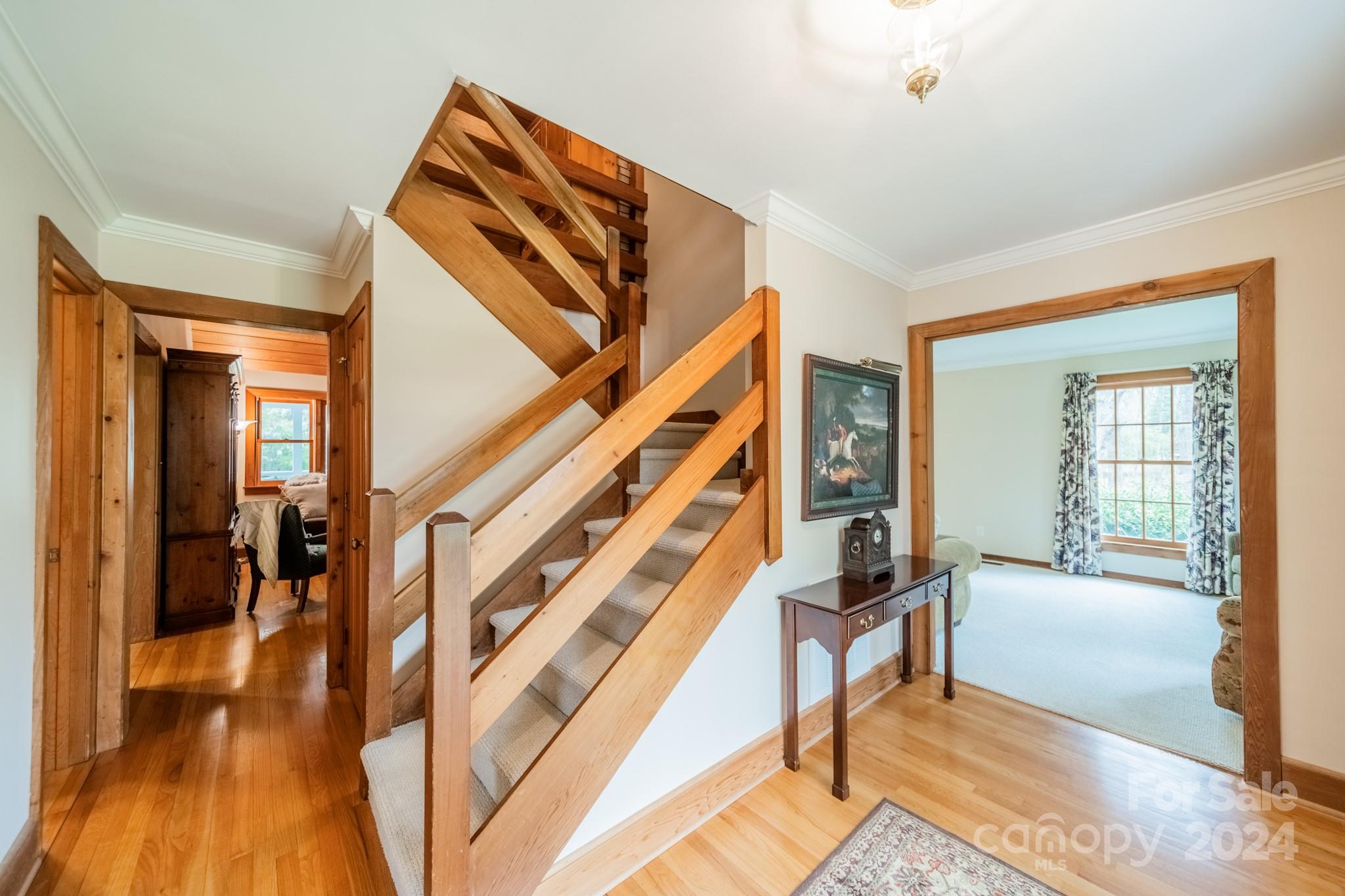 8412 Viking Drive
