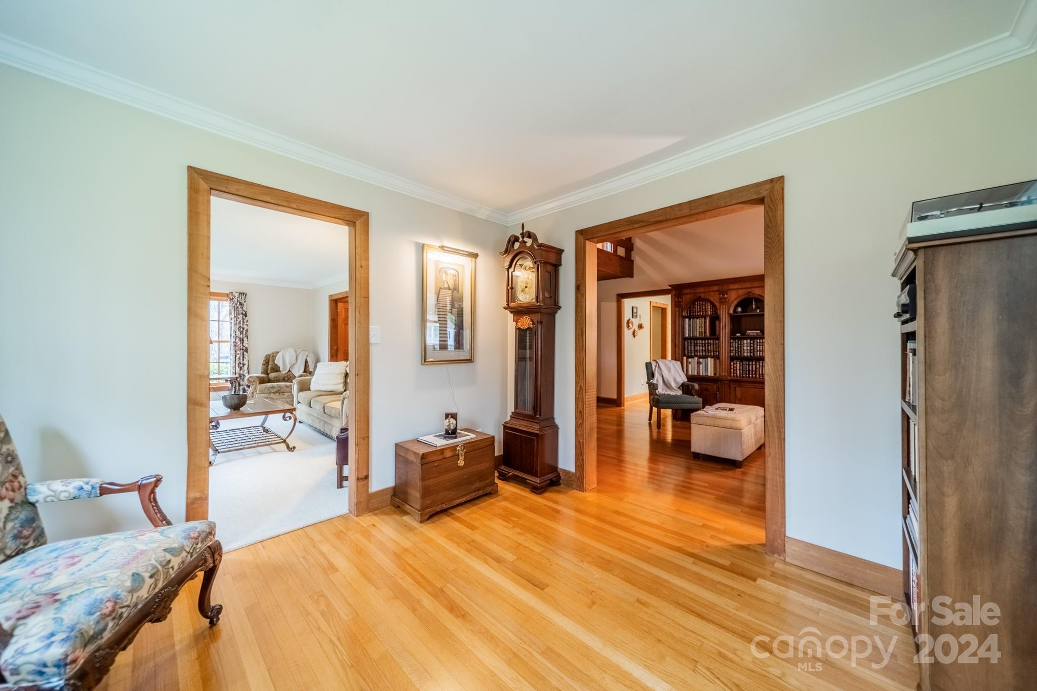 8412 Viking Drive