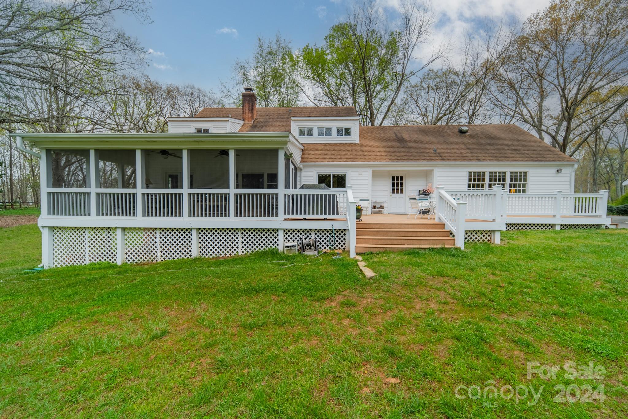 8412 Viking Drive