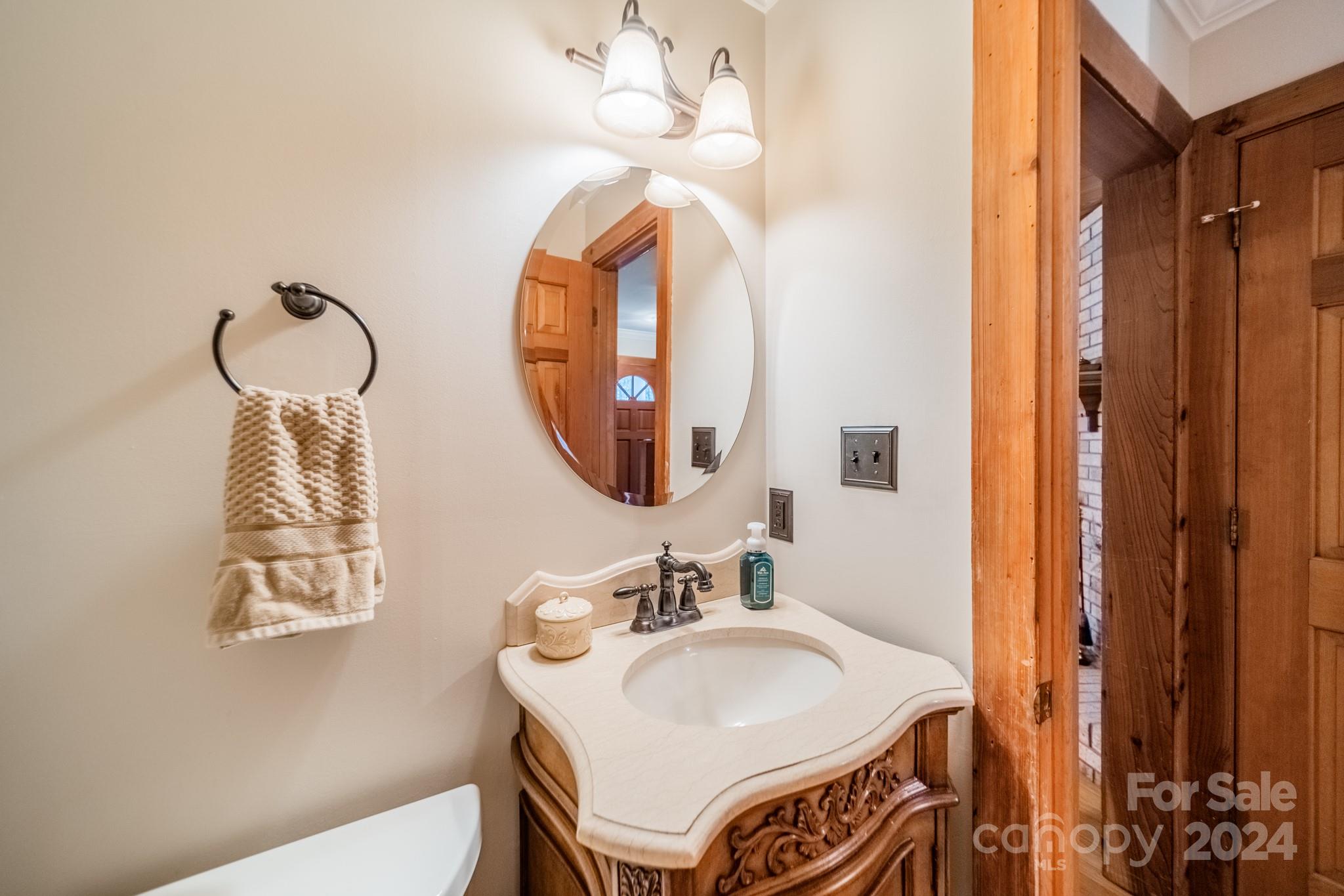 8412 Viking Drive