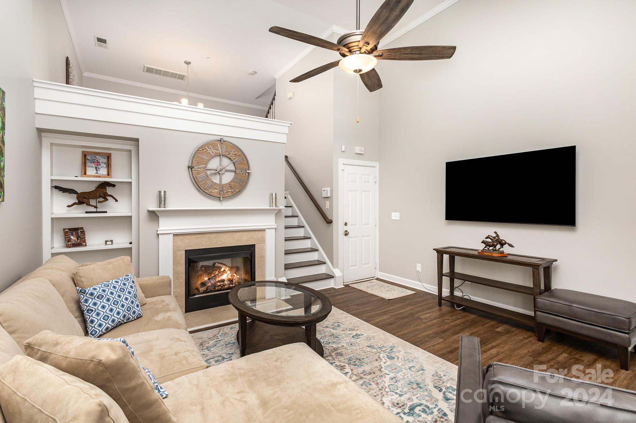 4939 South Hill View Drive